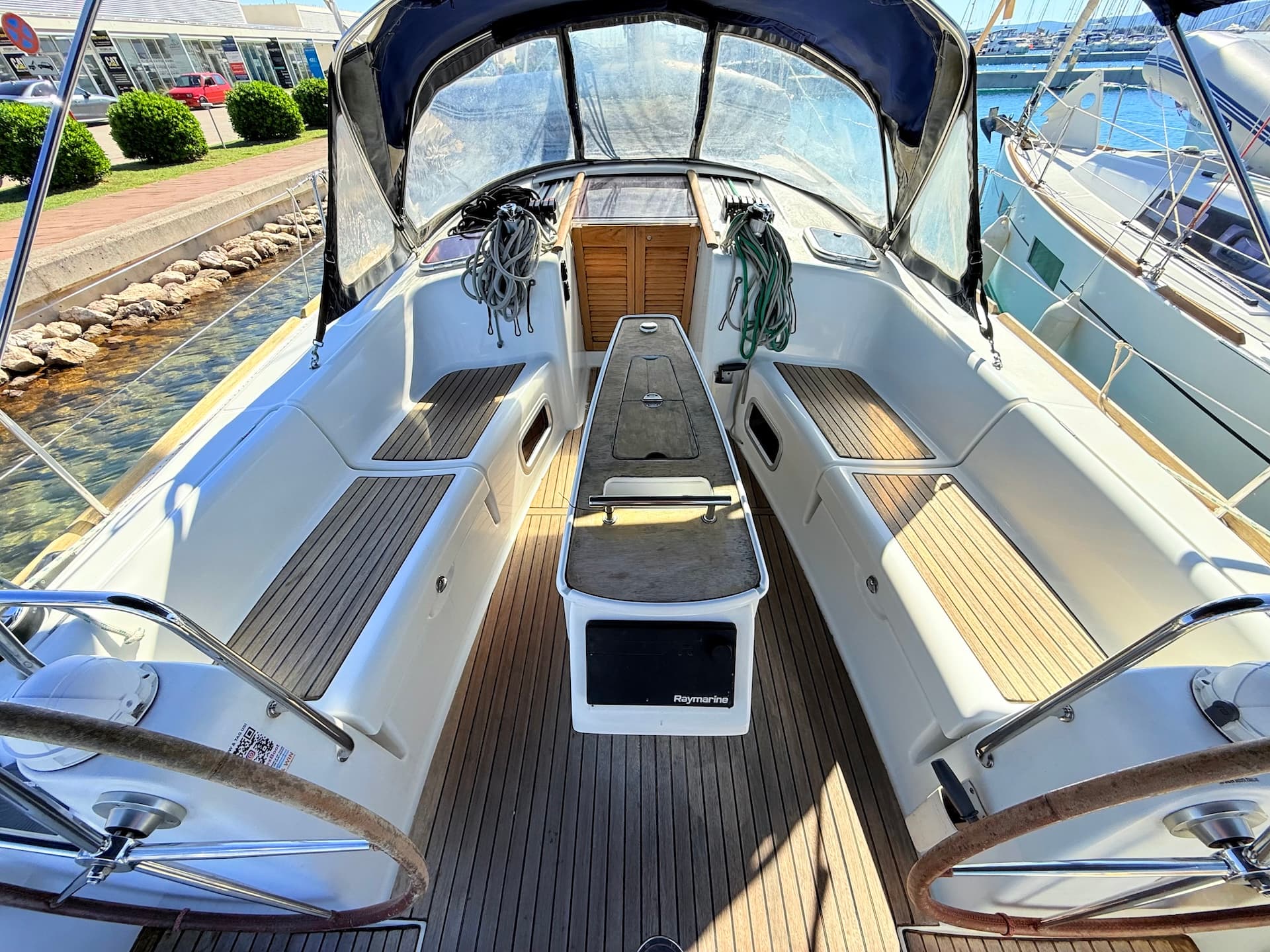 Beneteau Oceanis 43 Valdeker II – bilde 5 av 22