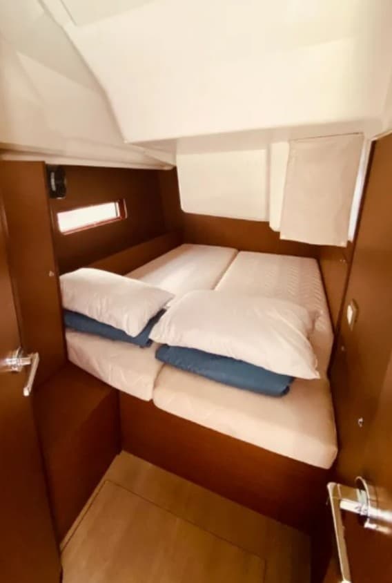 Beneteau Oceanis 40.1 Yello – bilde 4 av 6