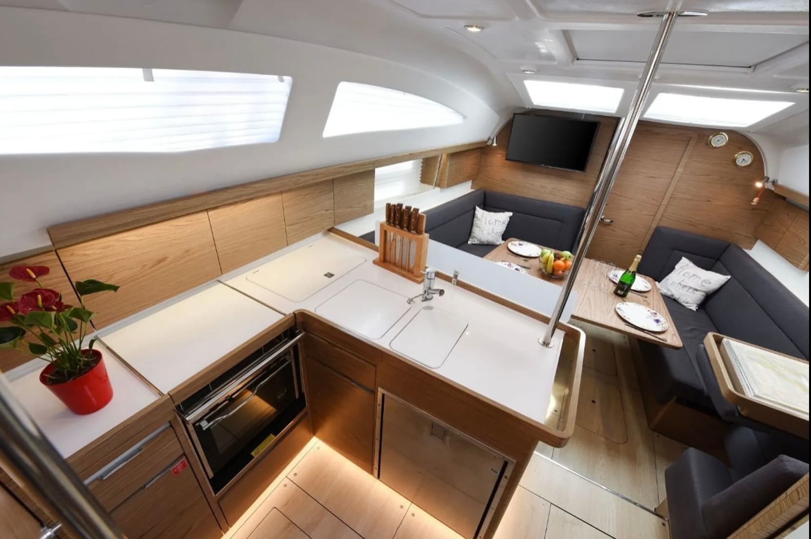 Elan Impression 40 Val – bilde 2 av 12