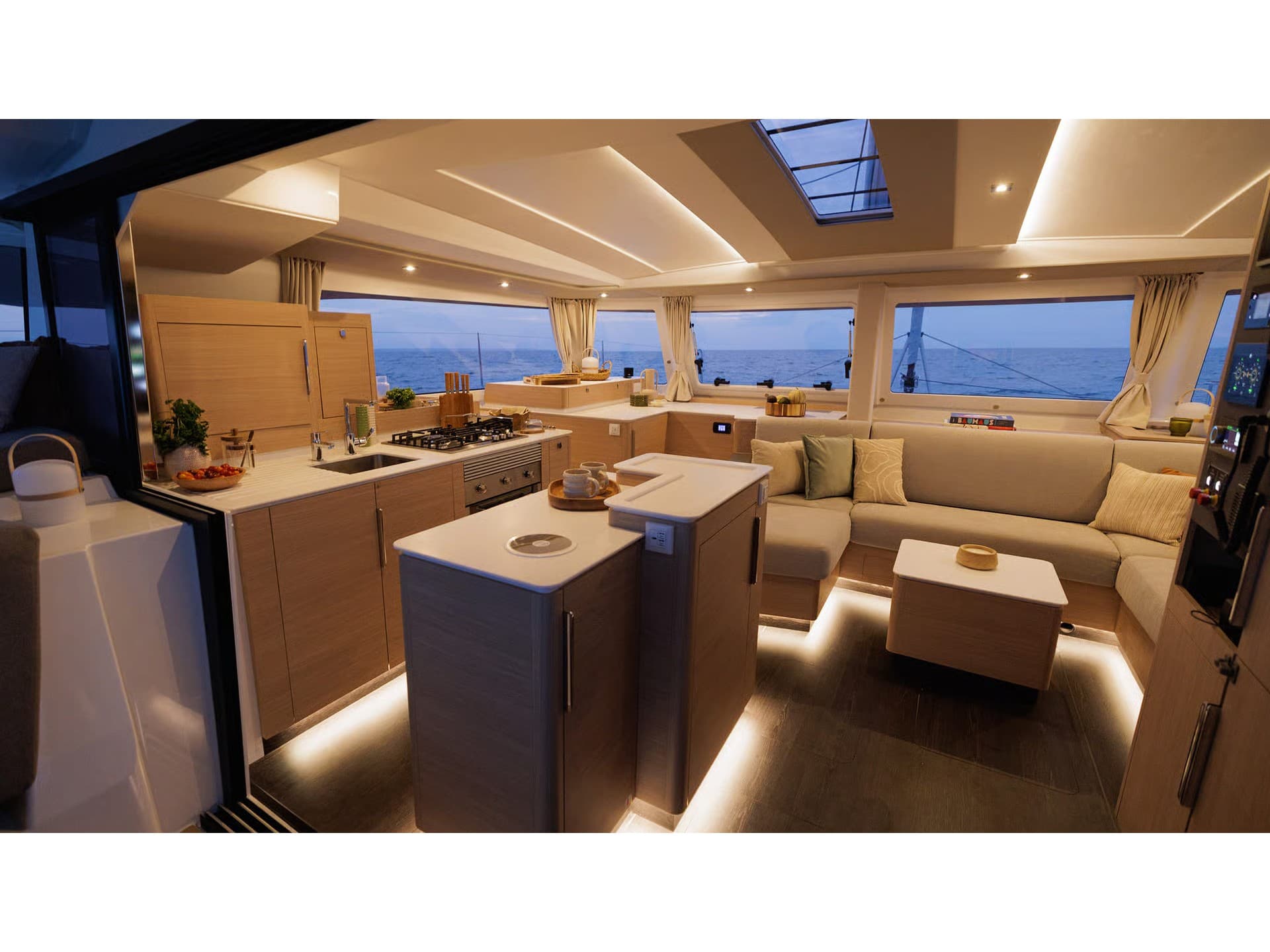 Fountaine Pajot FP 48 Fountain pajot 48 – bilde 2 av 3