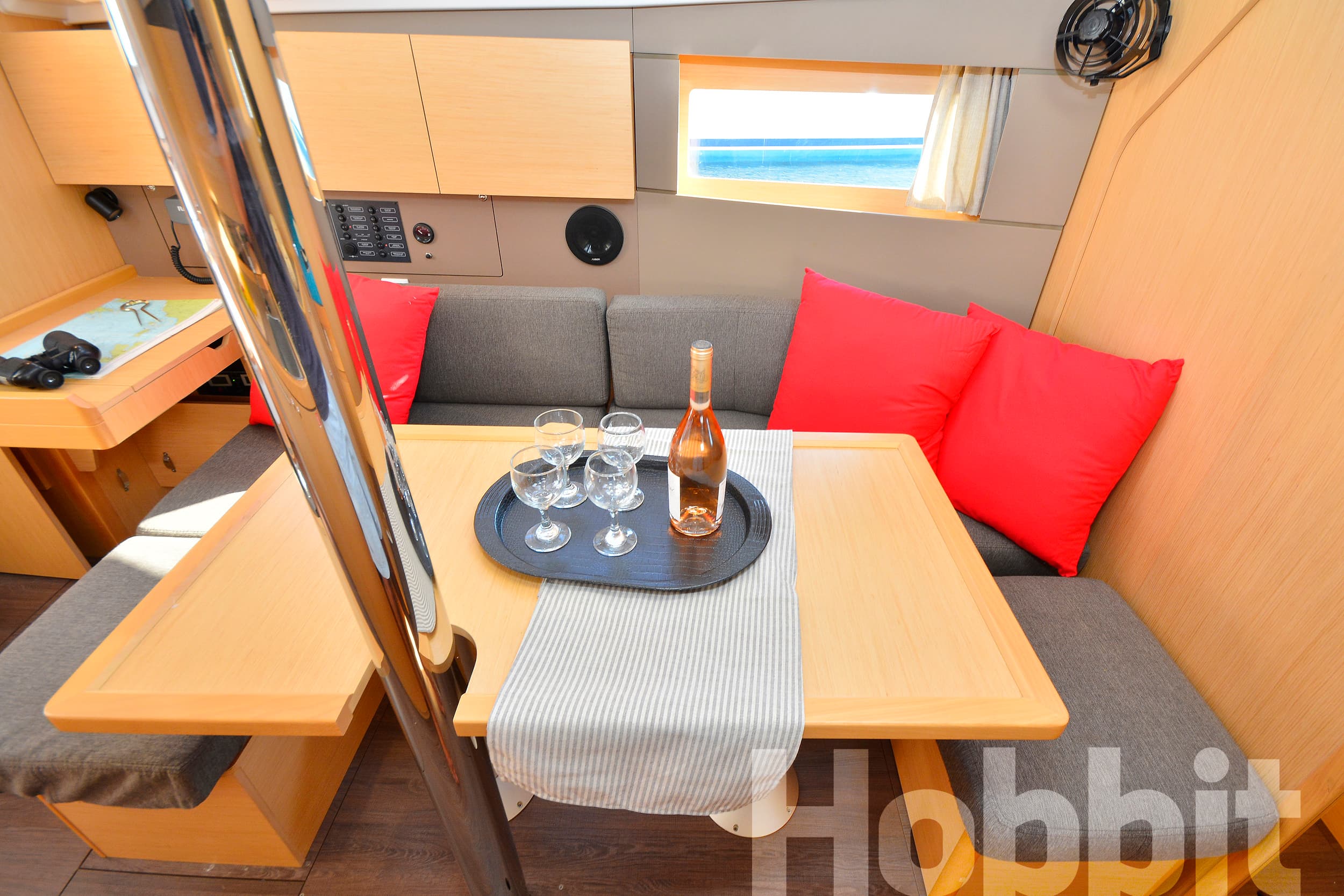 Beneteau Oceanis 35 Hobbit – bilde 5 av 30