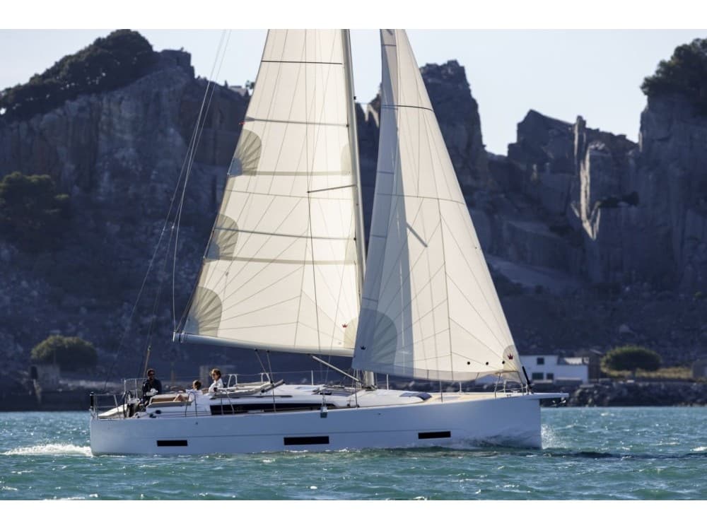 Dufour 390 Grand Large Giustina – bilde 2 av 15