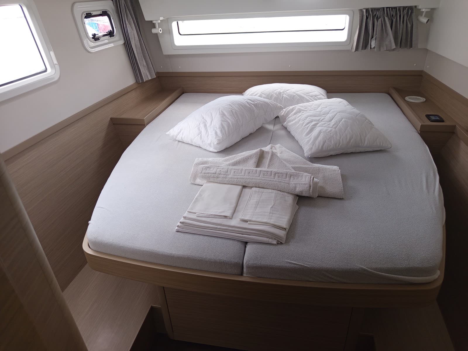 Lagoon 42 ZAHIRA - GEN/AC+WATERMAKER – bilde 2 av 17