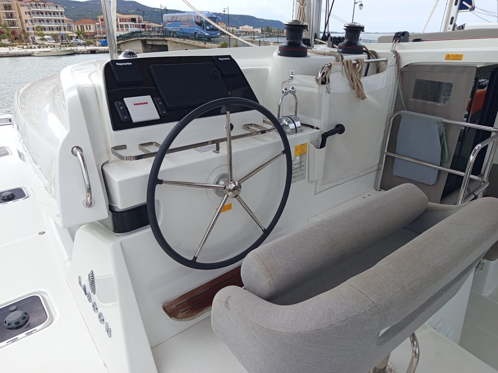 Lagoon 42 ZAHIRA - GEN/AC+WATERMAKER – bilde 4 av 17