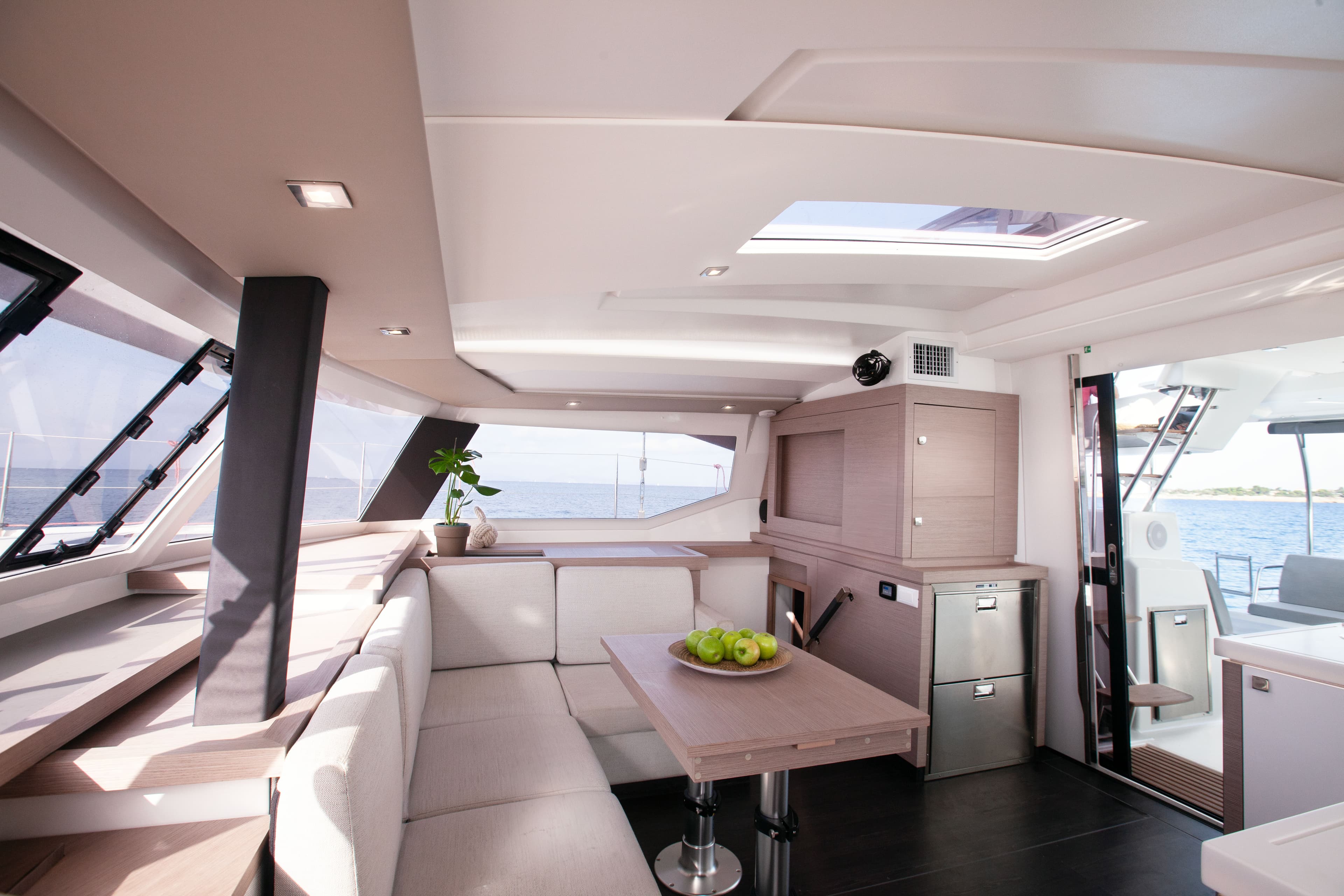 Fountaine Pajot Astréa 42 Argo I – bilde 3 av 13