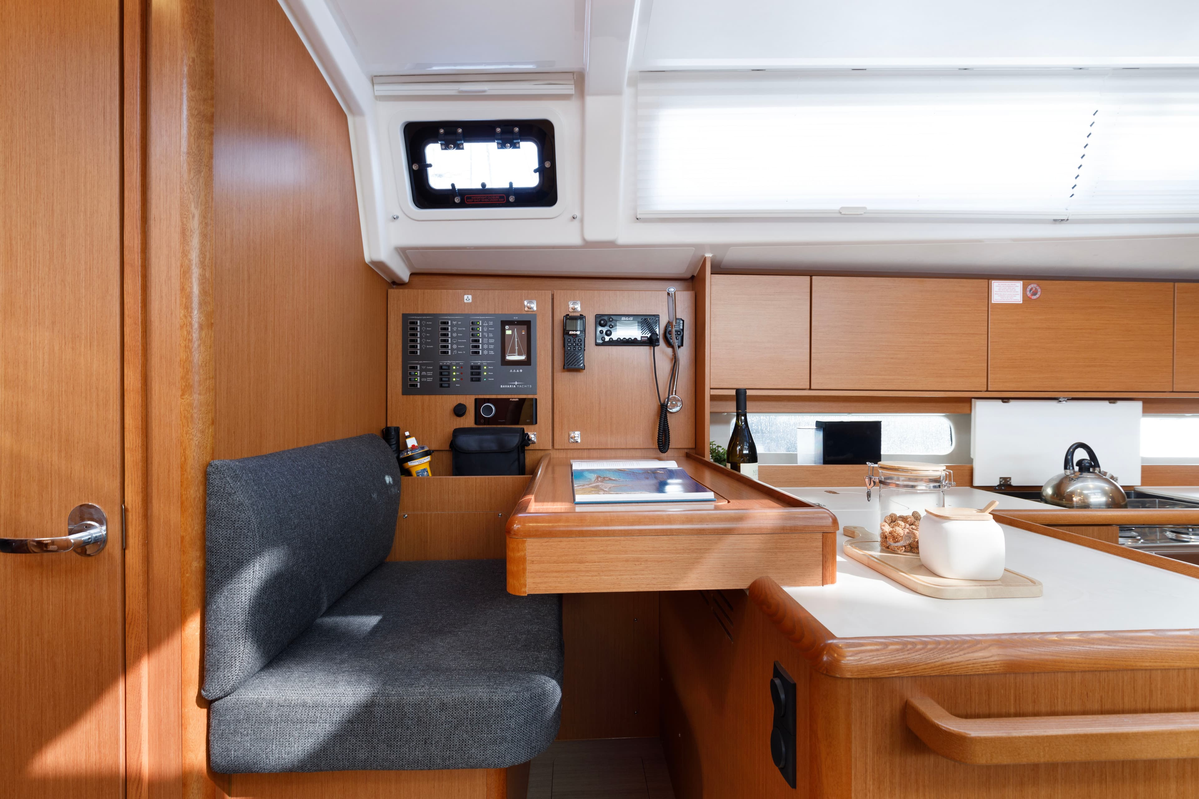 Bavaria C46 Captain Melianos – bilde 3 av 24