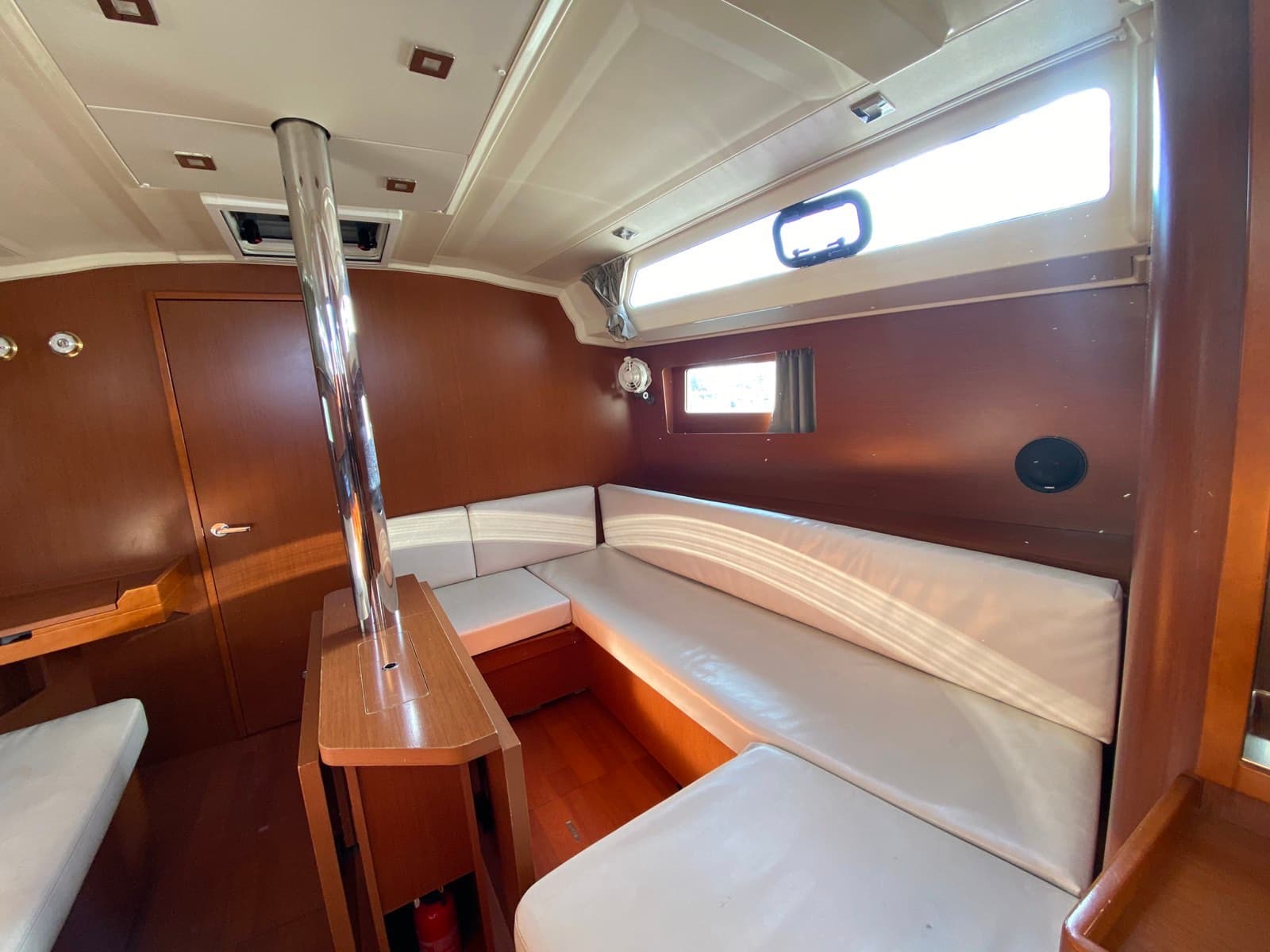 Beneteau Oceanis 41.1 DIMITRIS – bilde 2 av 3