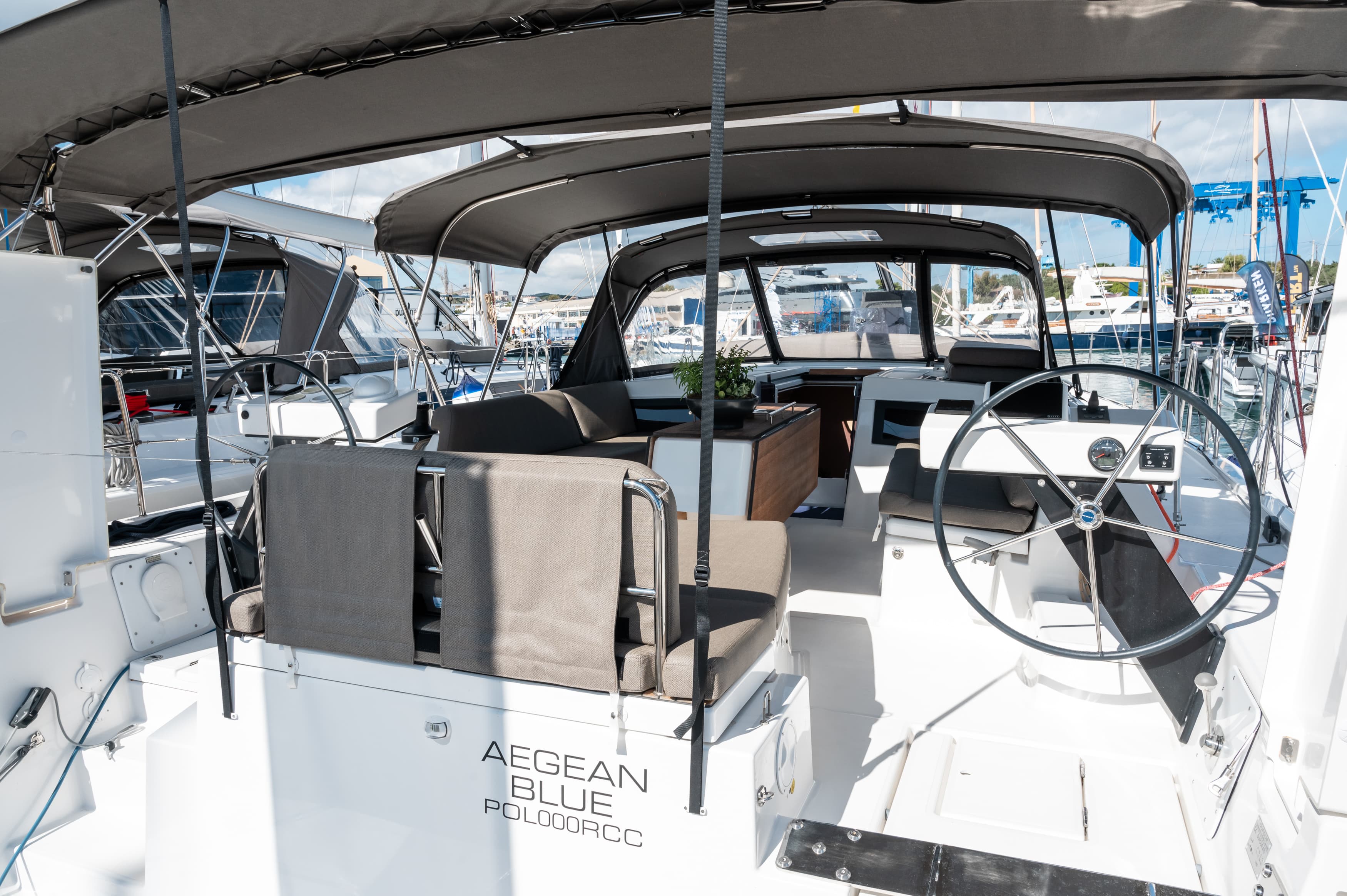 Dufour 470 Aegean Blue – bilde 2 av 11