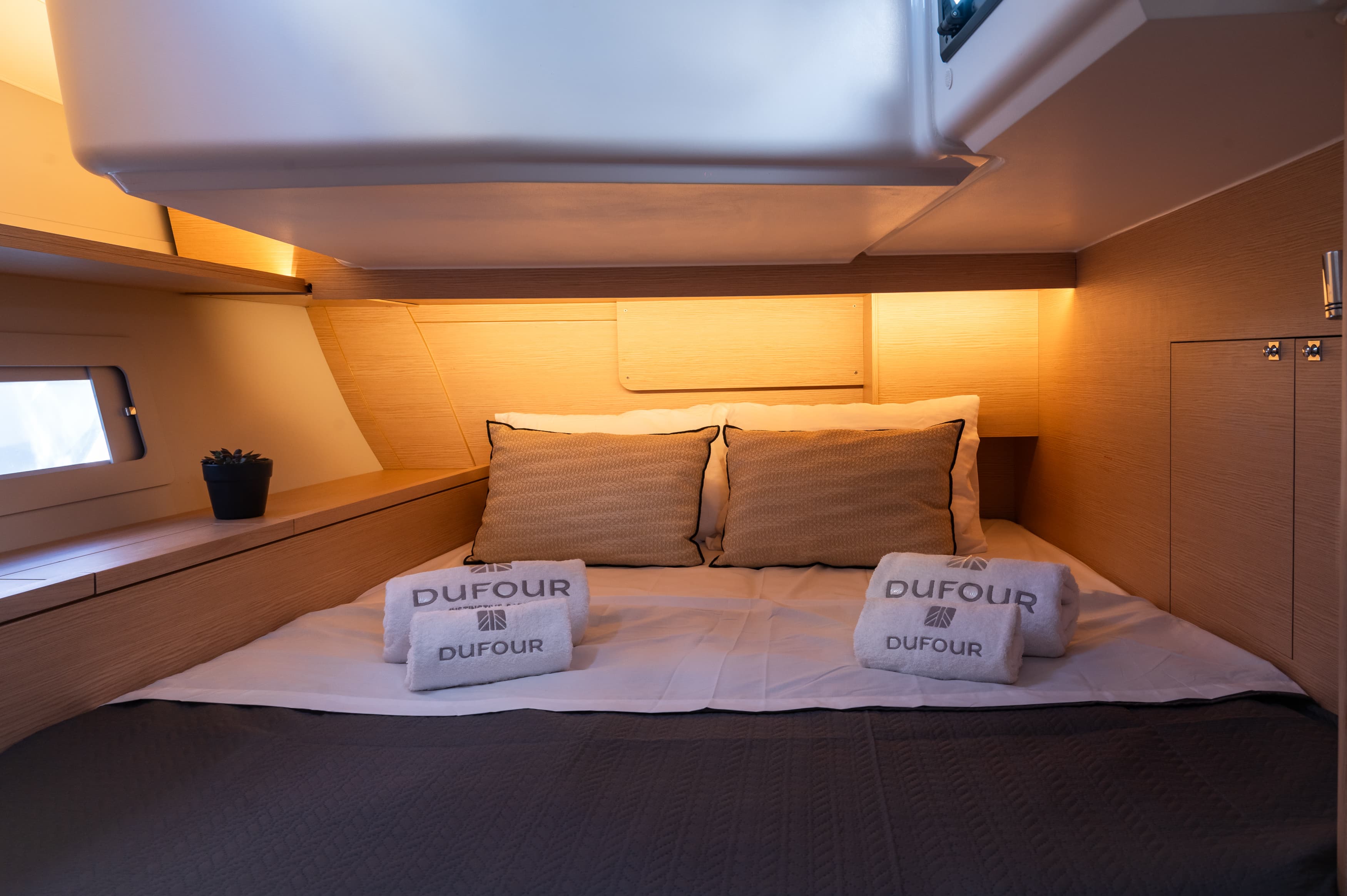 Dufour 470 Aegean Blue – bilde 3 av 11