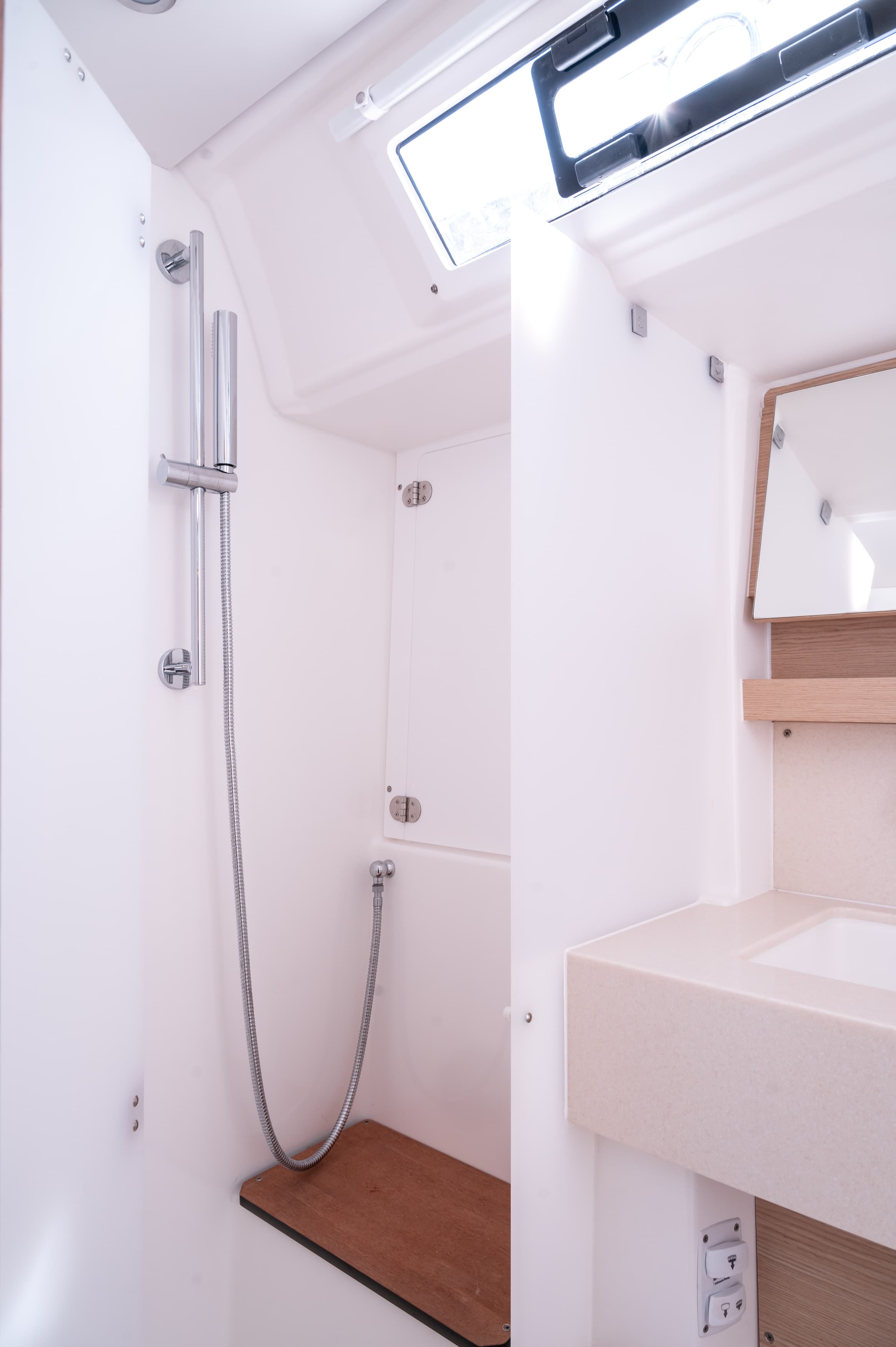 Dufour 470 Aegean Blue – bilde 4 av 11