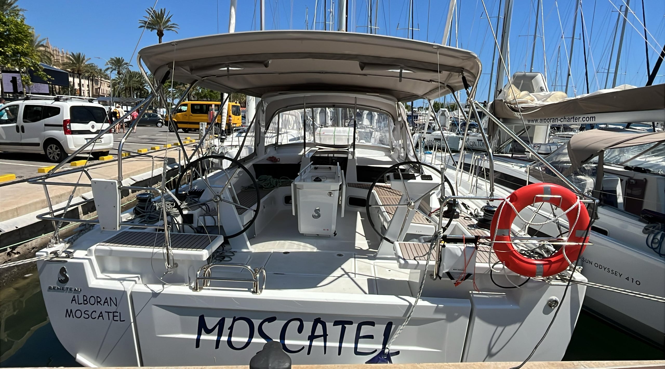 Beneteau Oceanis 51.1 Alboran Moscatel