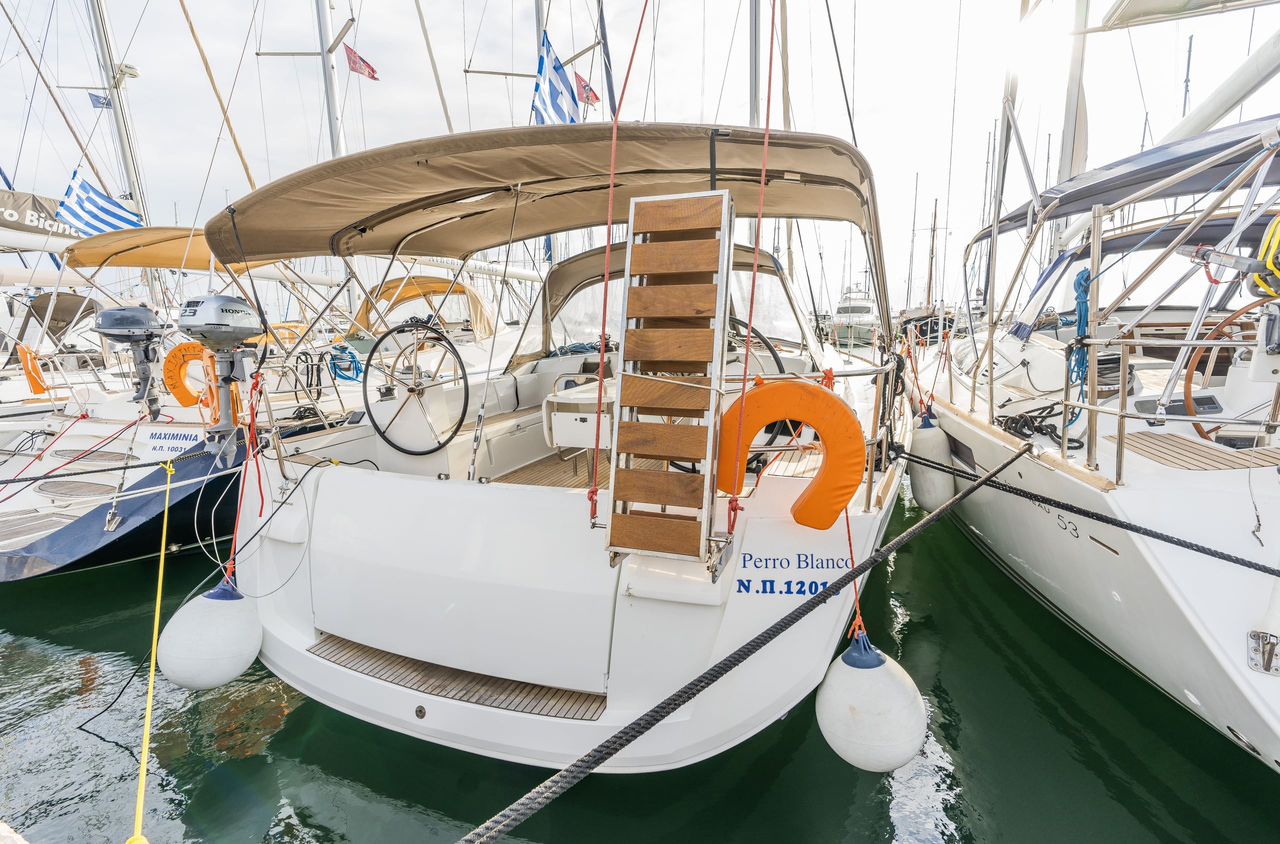 Jeanneau Sun Odyssey 519 PERRO BLANCO
