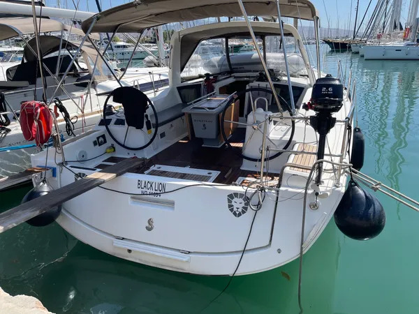 Beneteau Oceanis 41.1 Black Lion