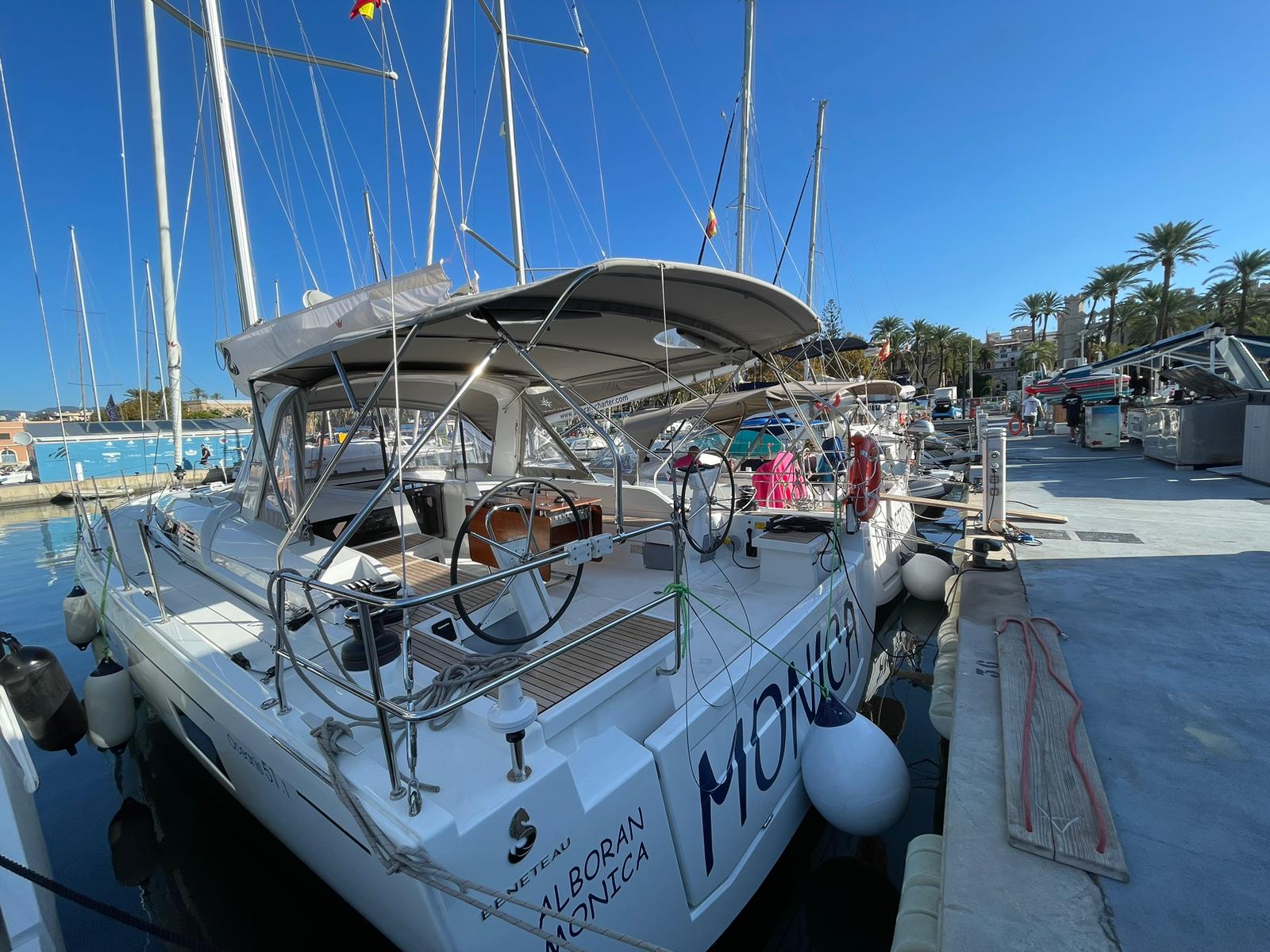 Beneteau Oceanis 51.1 Alboran Mónica