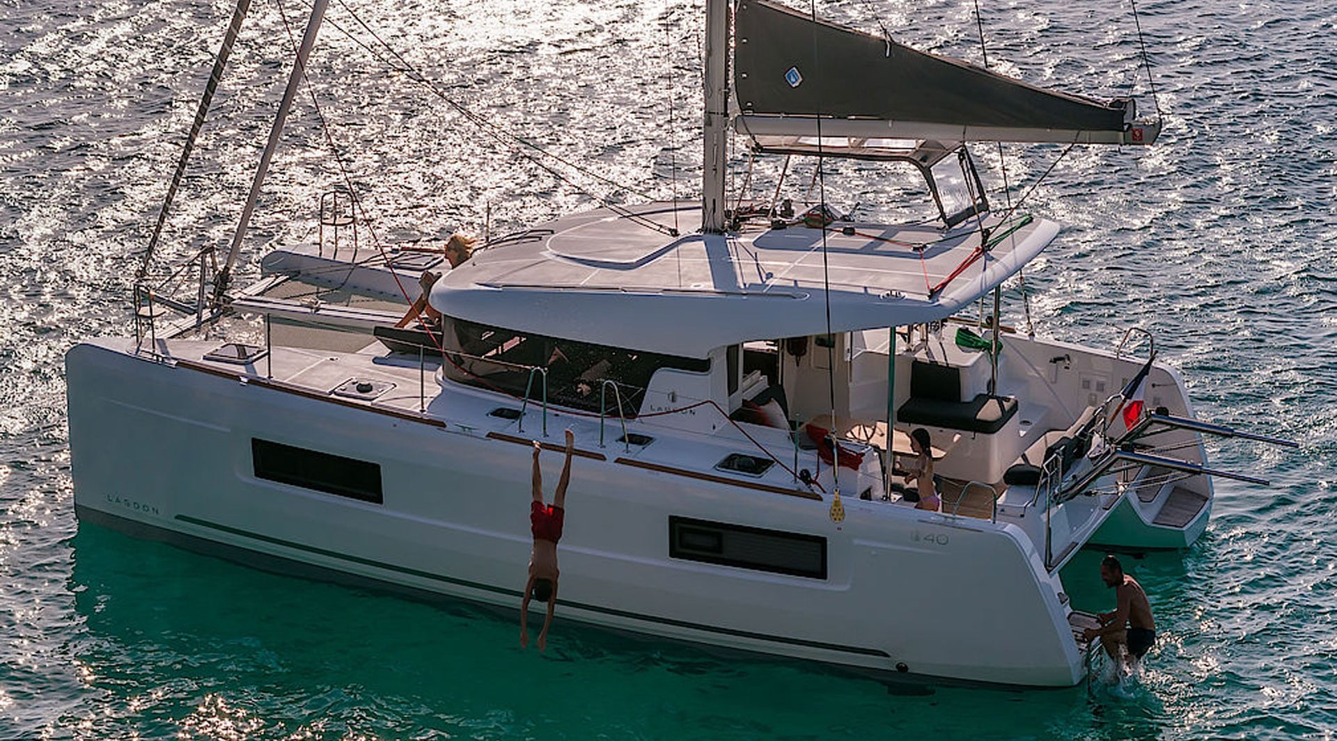 Lagoon 40 Sunrise