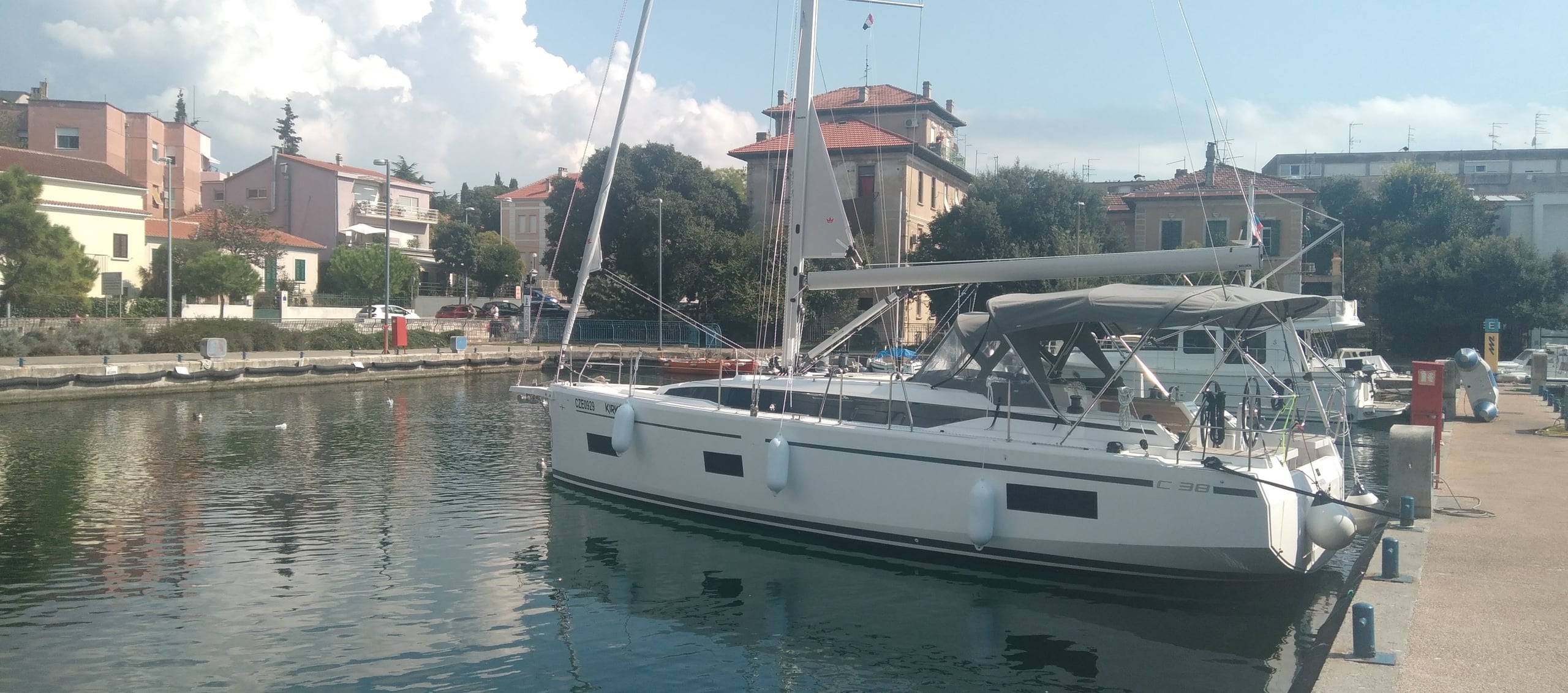 Bavaria C38 Kirke