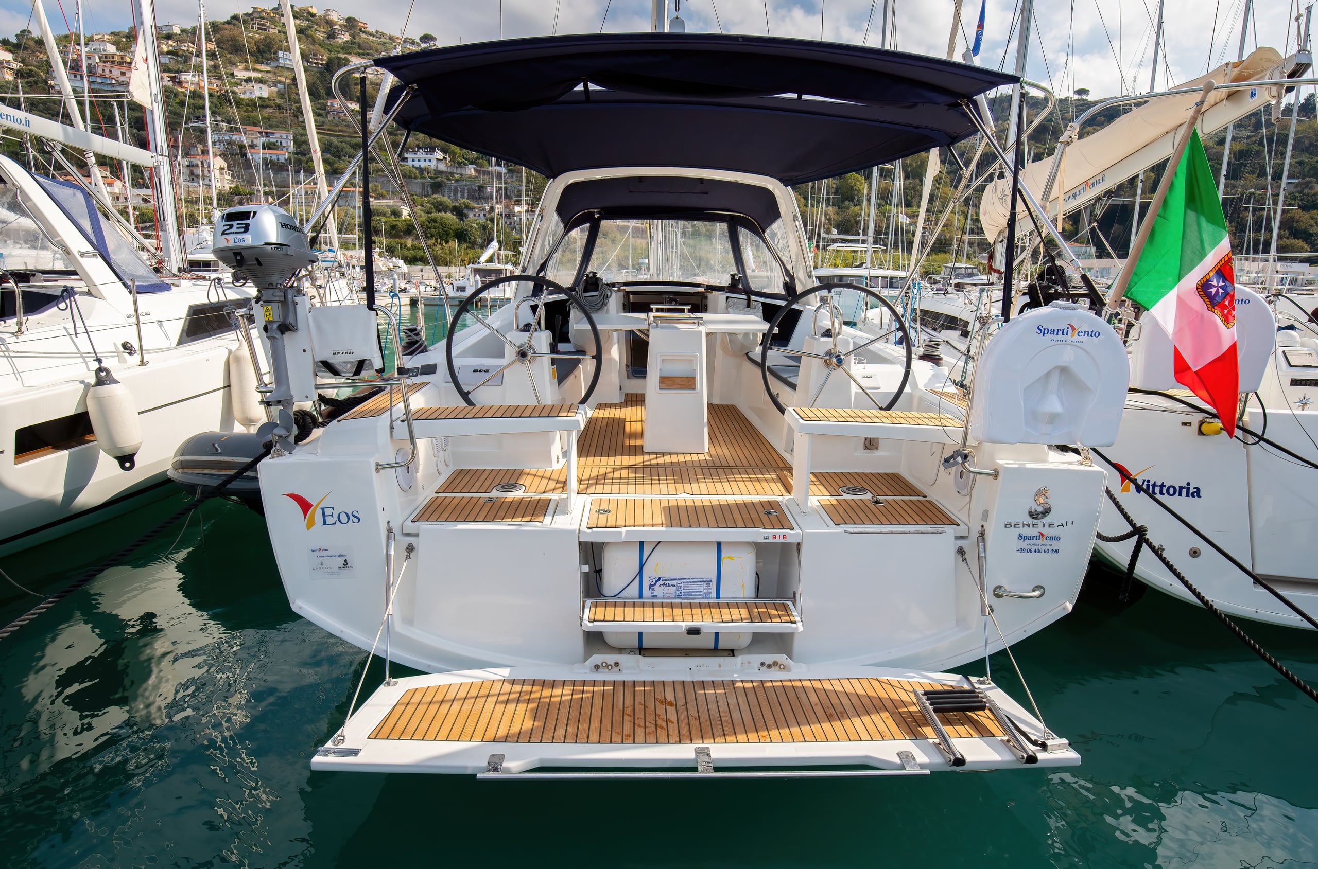 Beneteau Oceanis 38.1 Eos - Standard Line