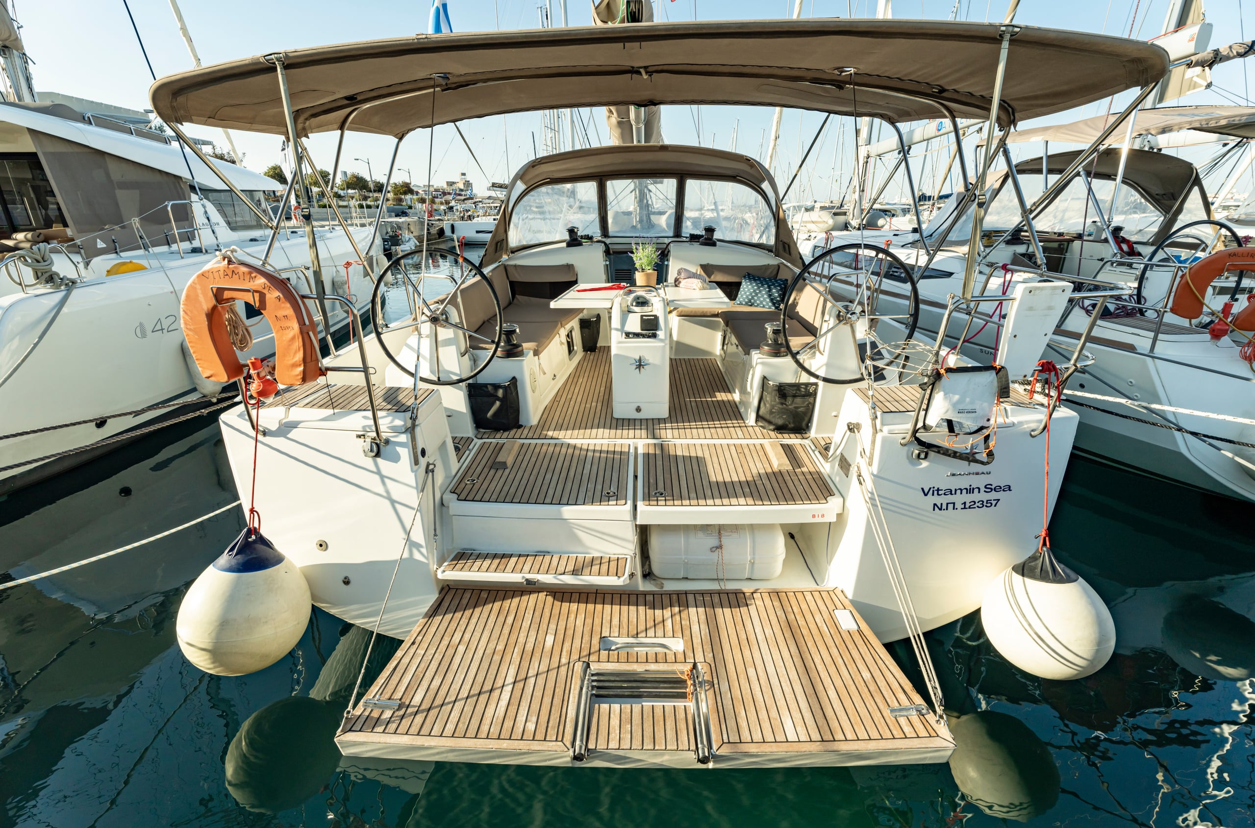 Jeanneau Sun Odyssey 490 VITAMIN SEA