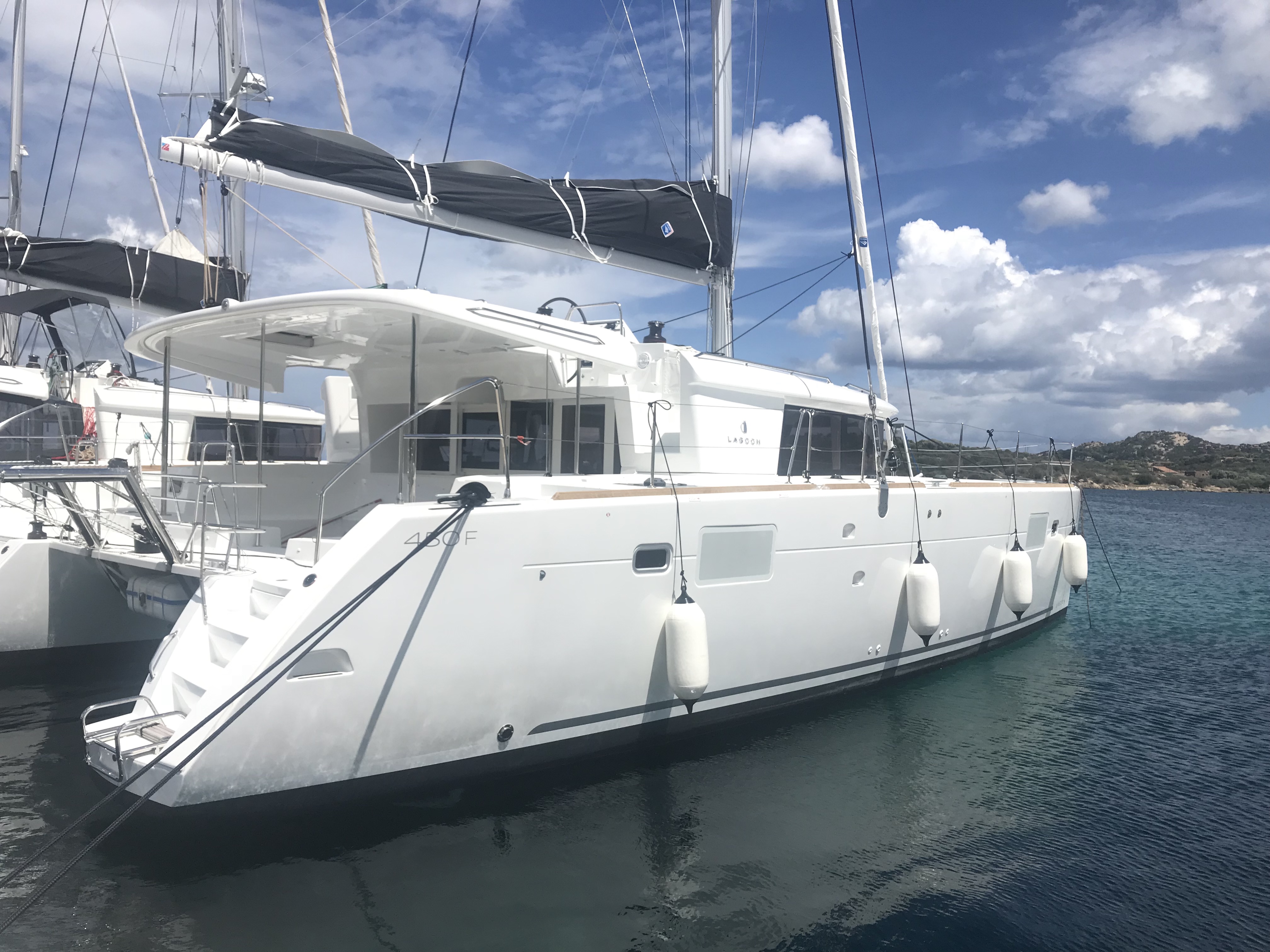 Lagoon 450 Fly Cor Caroli