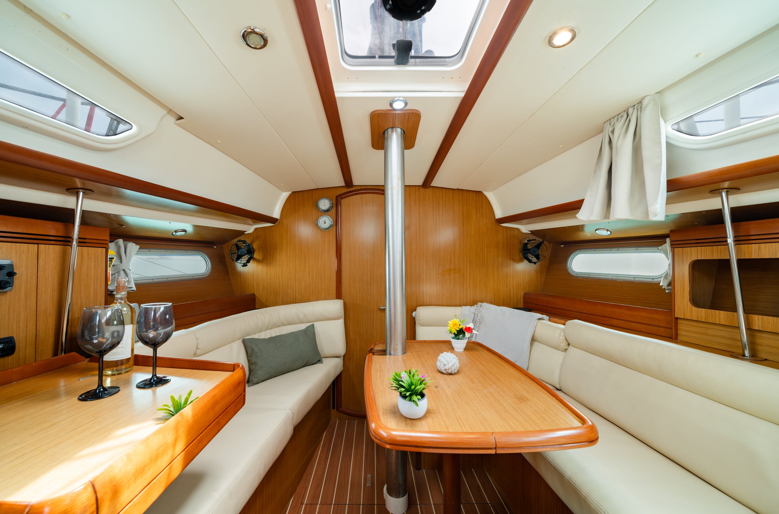 Jeanneau Sun Odyssey 36i DIONE