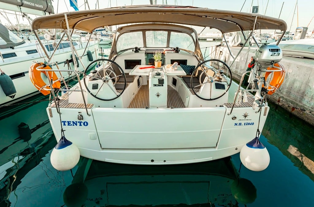 Jeanneau Sun Odyssey 410 TENTO