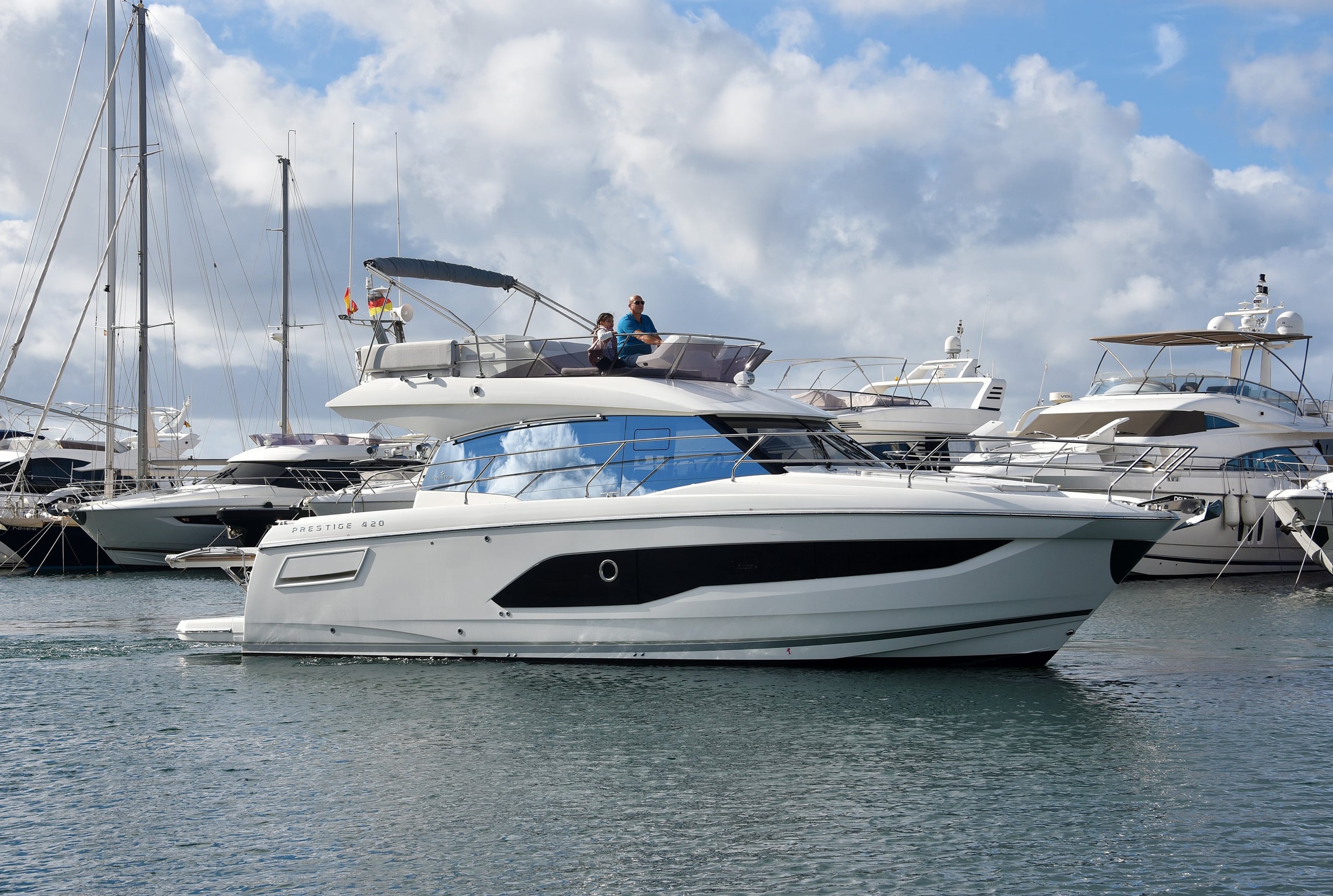 Prestige 42 Fly My Love II