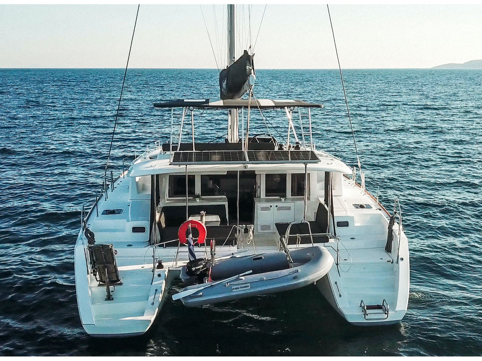 Lagoon 450 Fly Relax