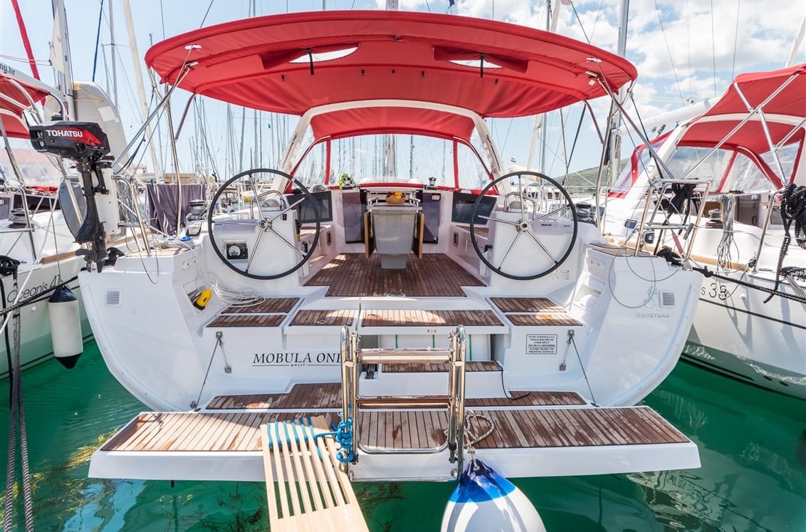Beneteau Oceanis 45 MOBULA ONE