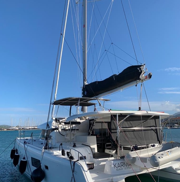 Lagoon 42