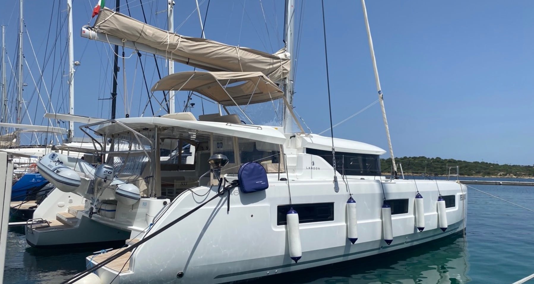 Lagoon 46 Blue Alma