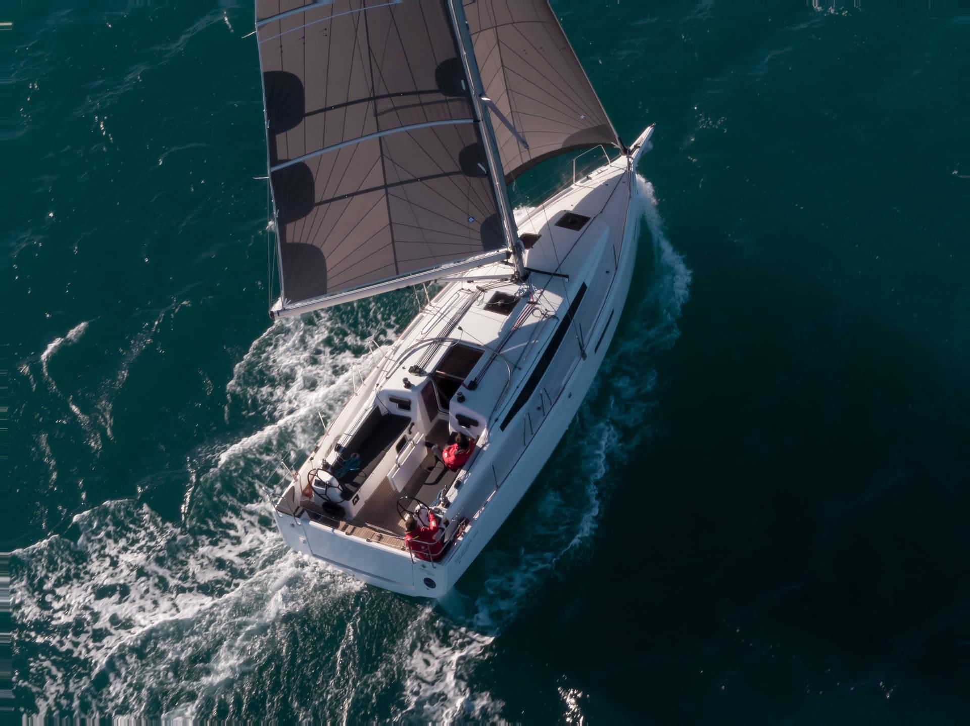 Jeanneau Sun Odyssey 380 Moon Kiss