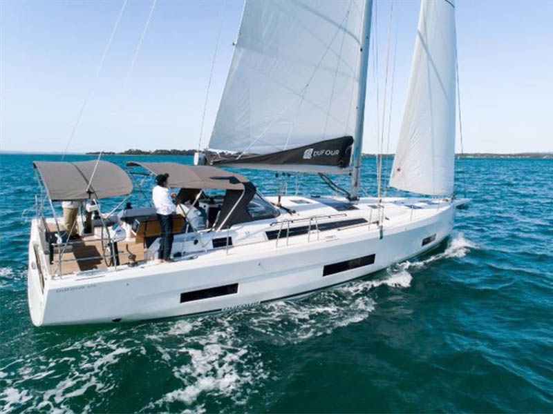 Dufour 470 Adelante