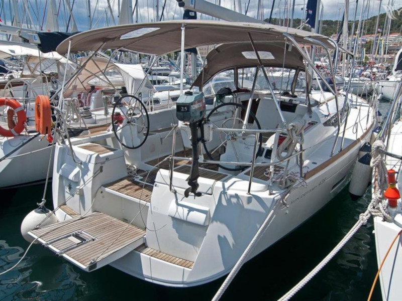 Jeanneau Sun Odyssey 439 Sea and Sky