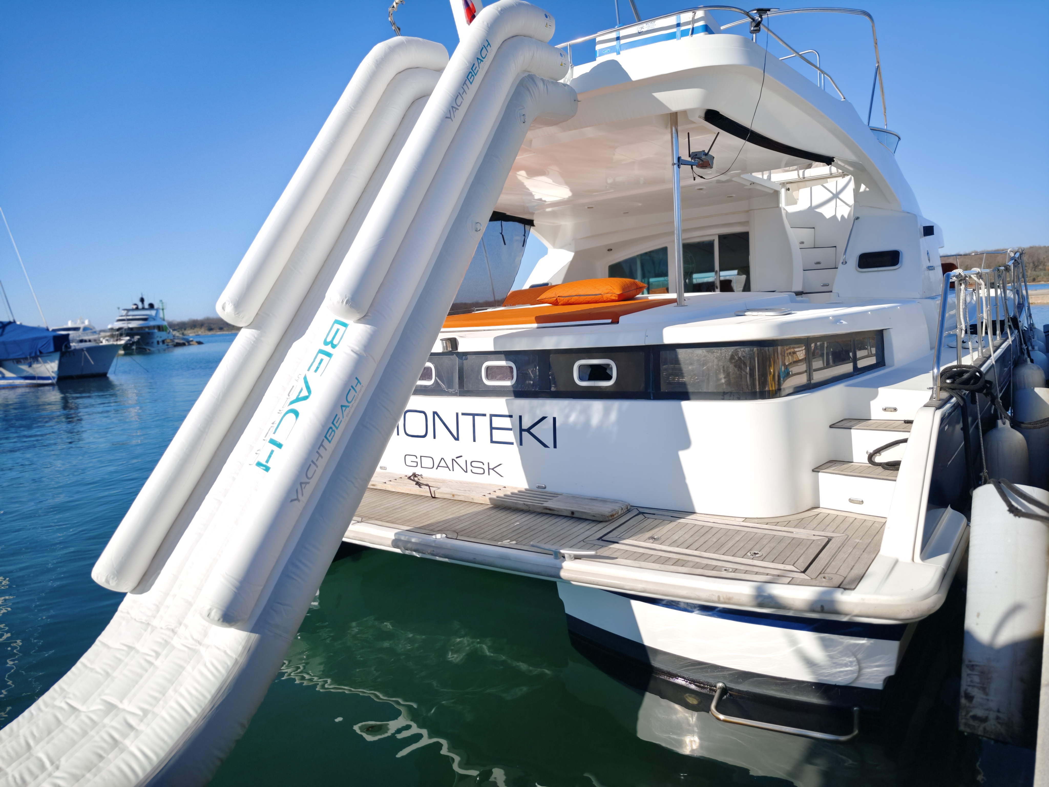 Lagoon Power 44 Monteki