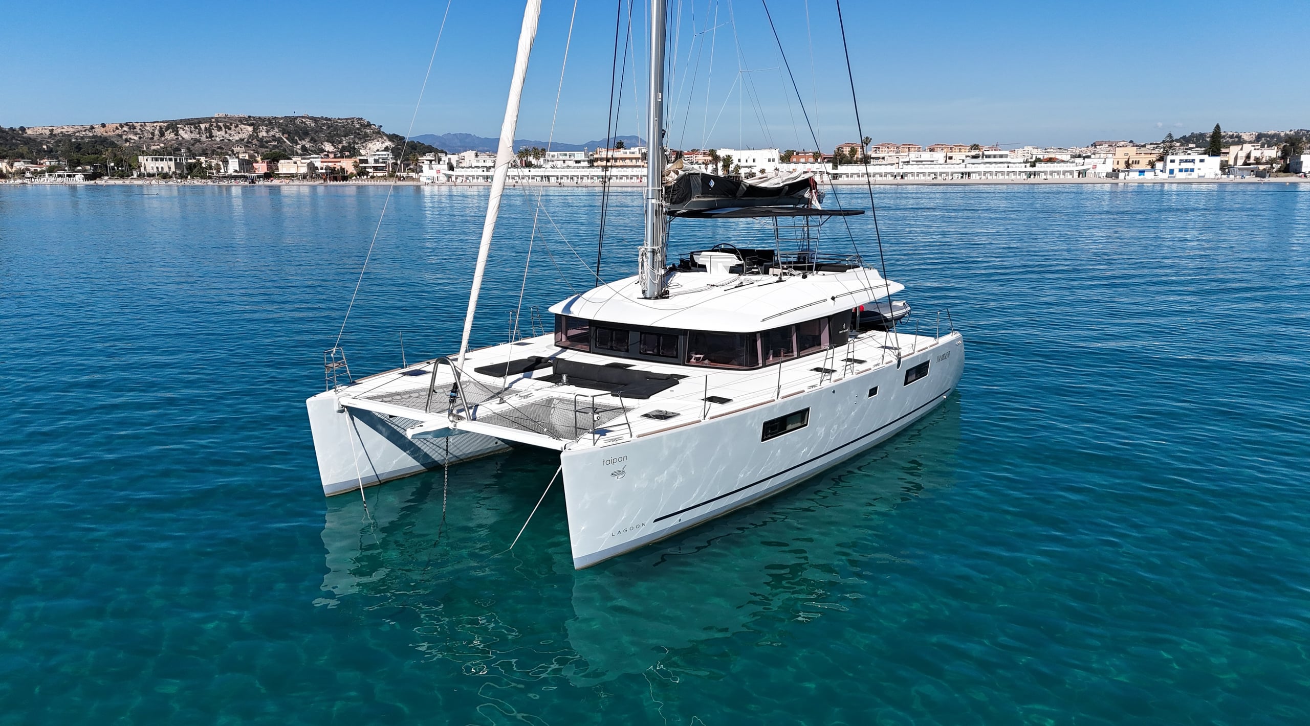 Lagoon 560 S2 Taipan