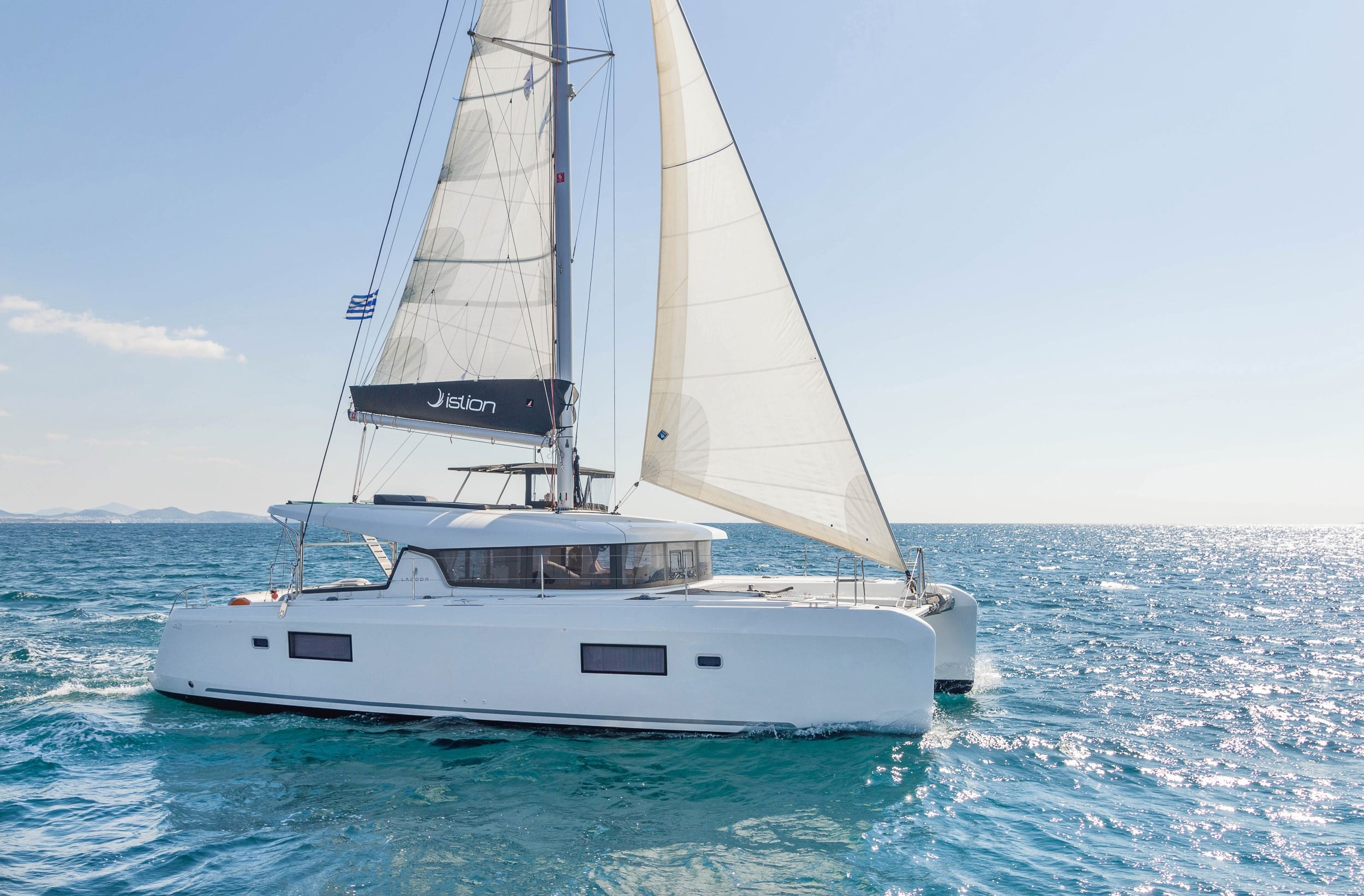 Lagoon 42 White Pearl