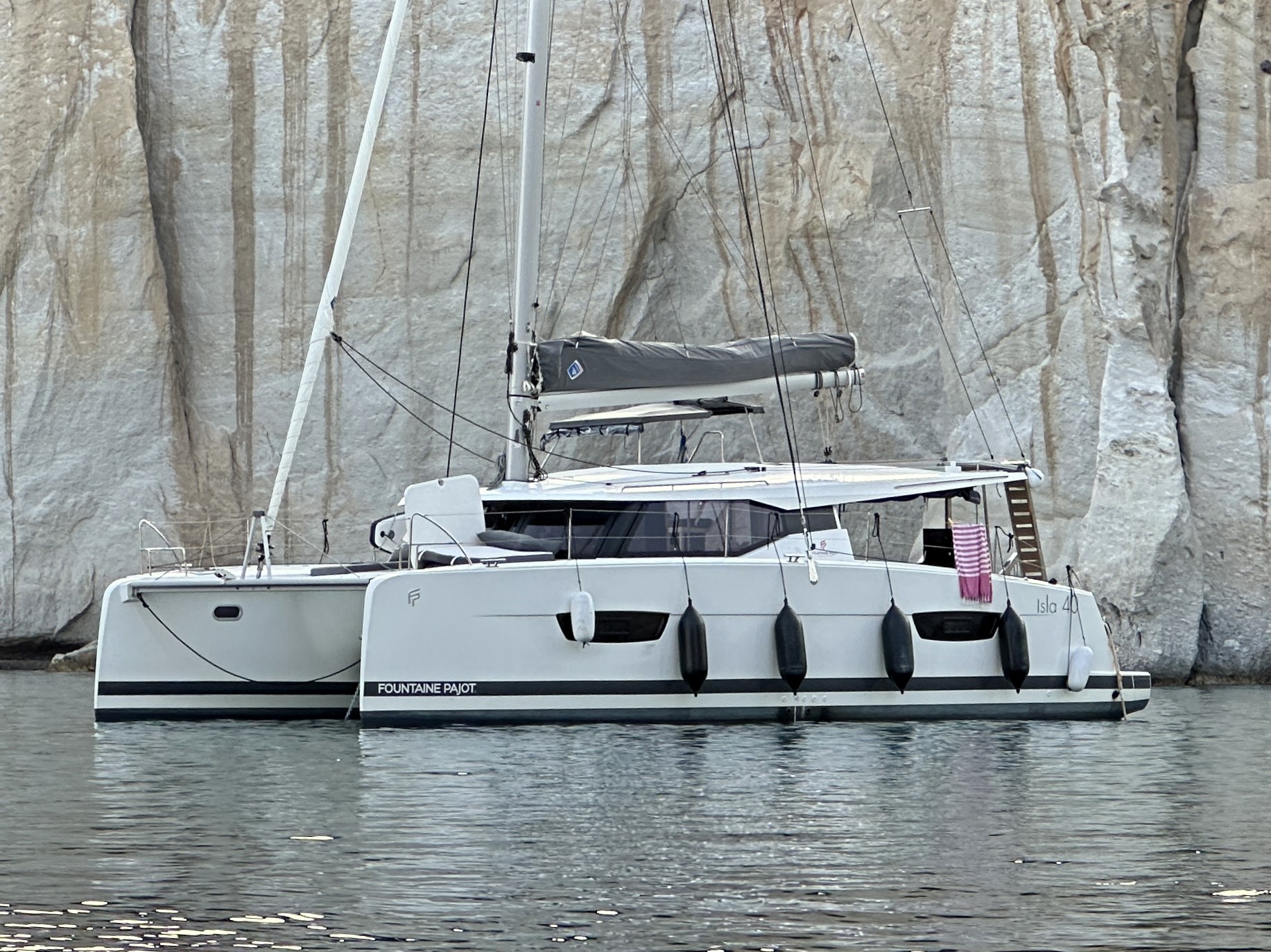 Fountaine Pajot Isla 40 ALMIRIKI