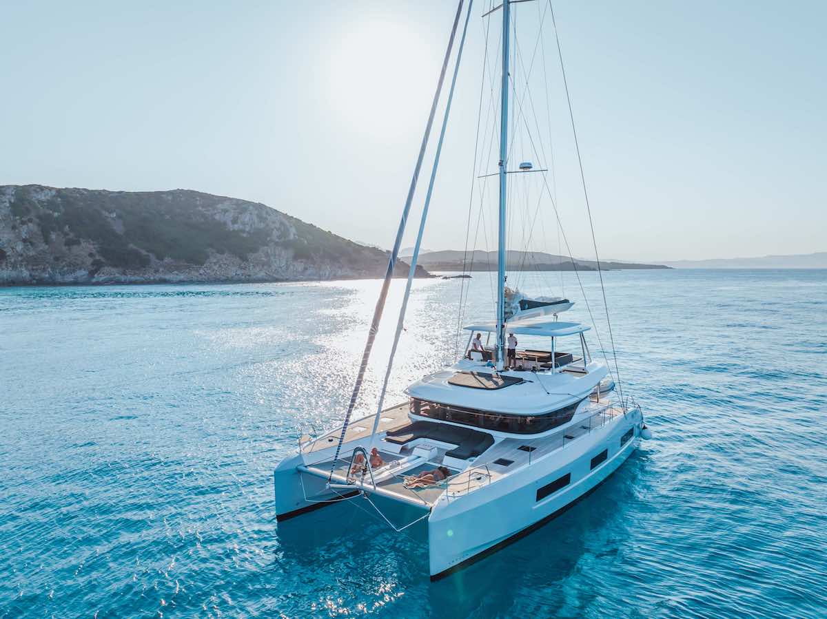 Lagoon 55 Zeri - FIRST CLASS