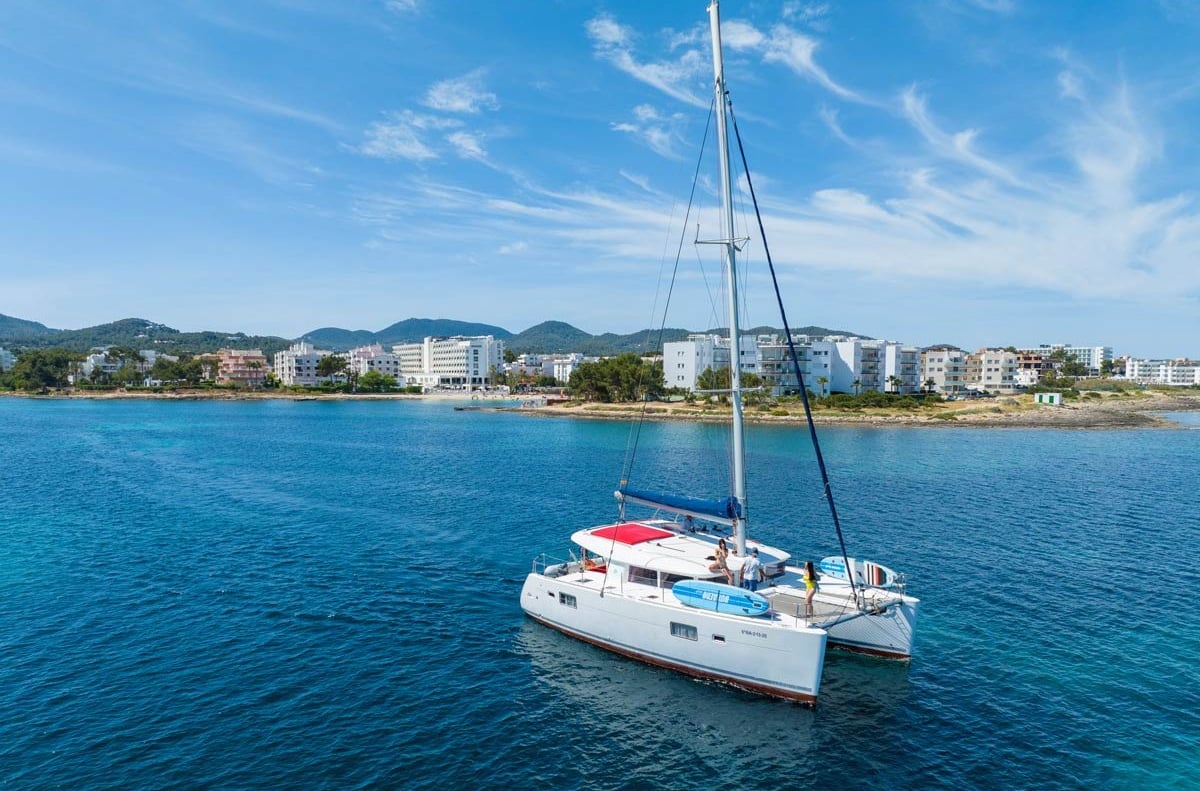 Lagoon 400 Nusa