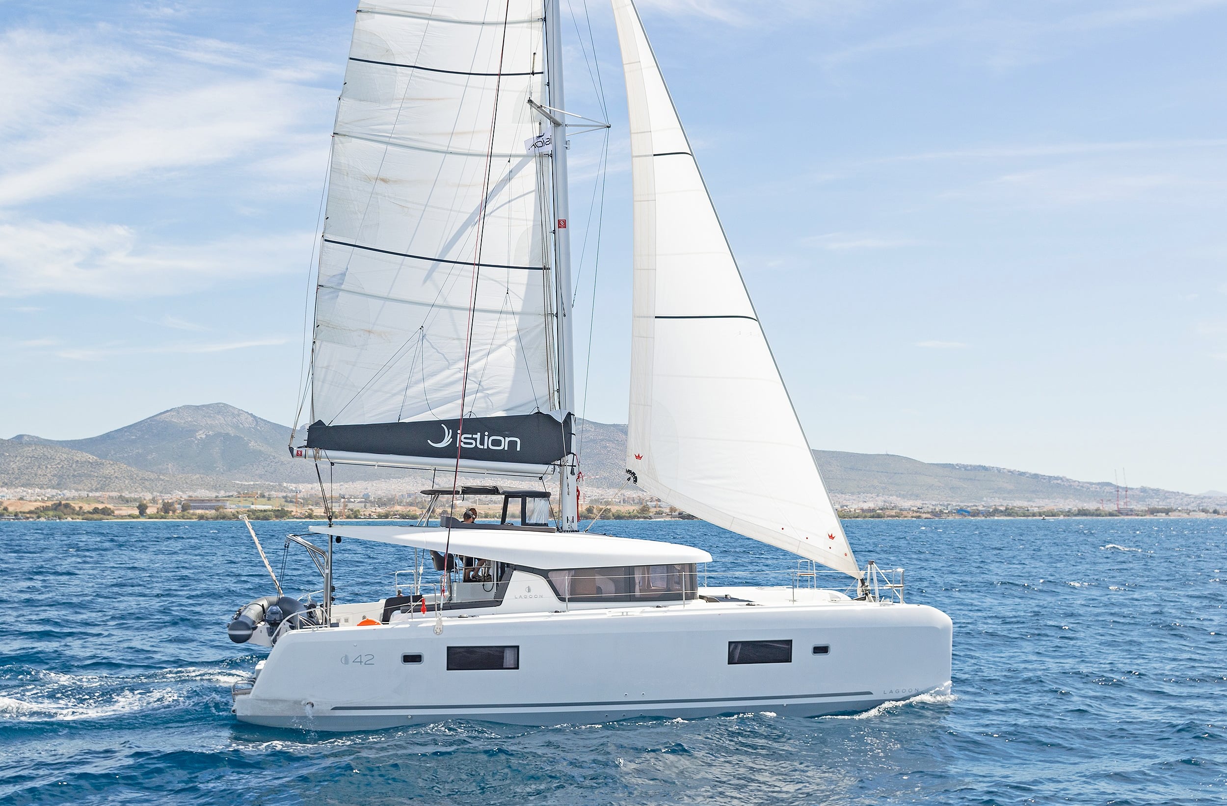 Lagoon 42 Eternity (ONLY SKIPPERED)