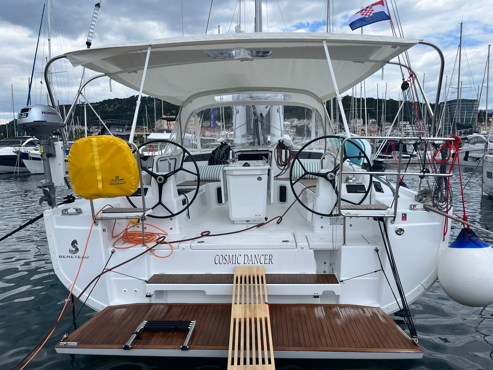Beneteau Oceanis 40.1 COSMIC DANCER
