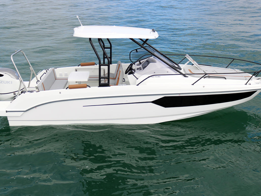 Beneteau Flyer 8 SUNdeck Beneteau 8