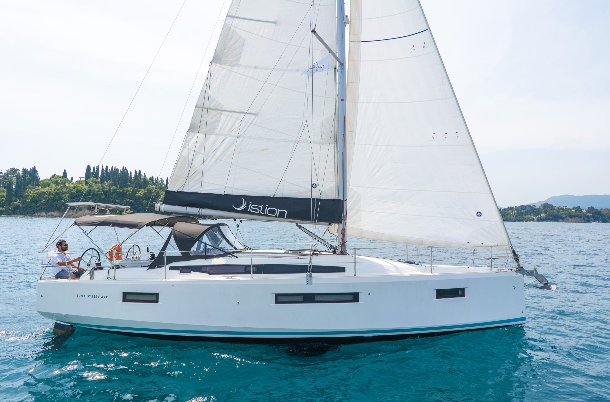 Jeanneau Sun Odyssey 410 Zheng Yi Sao