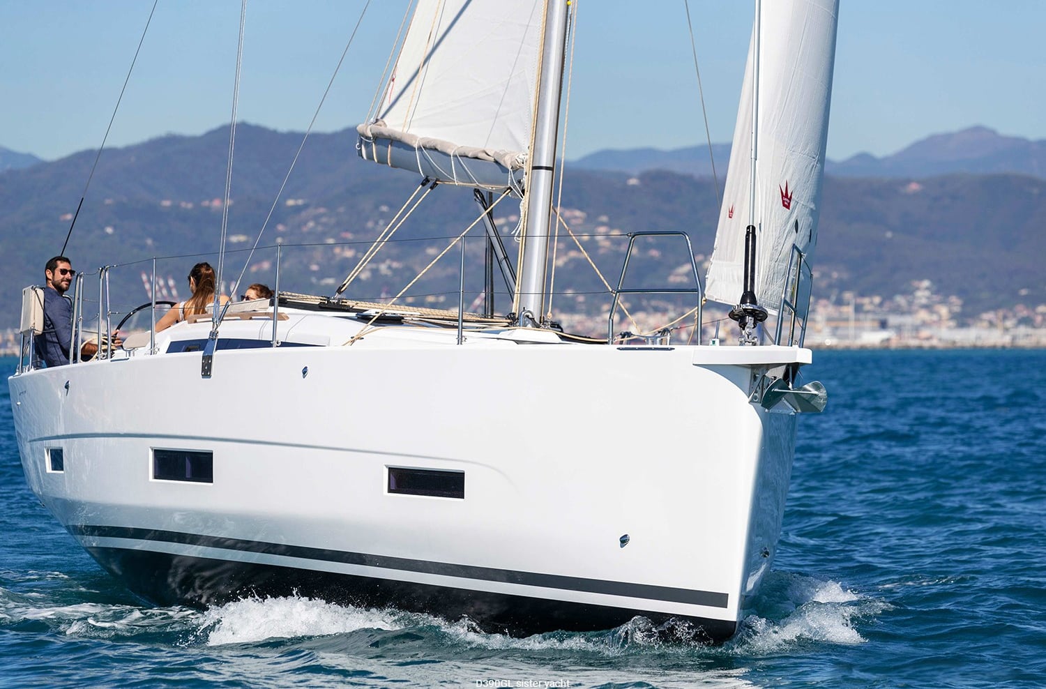 Dufour 390 Easy Living