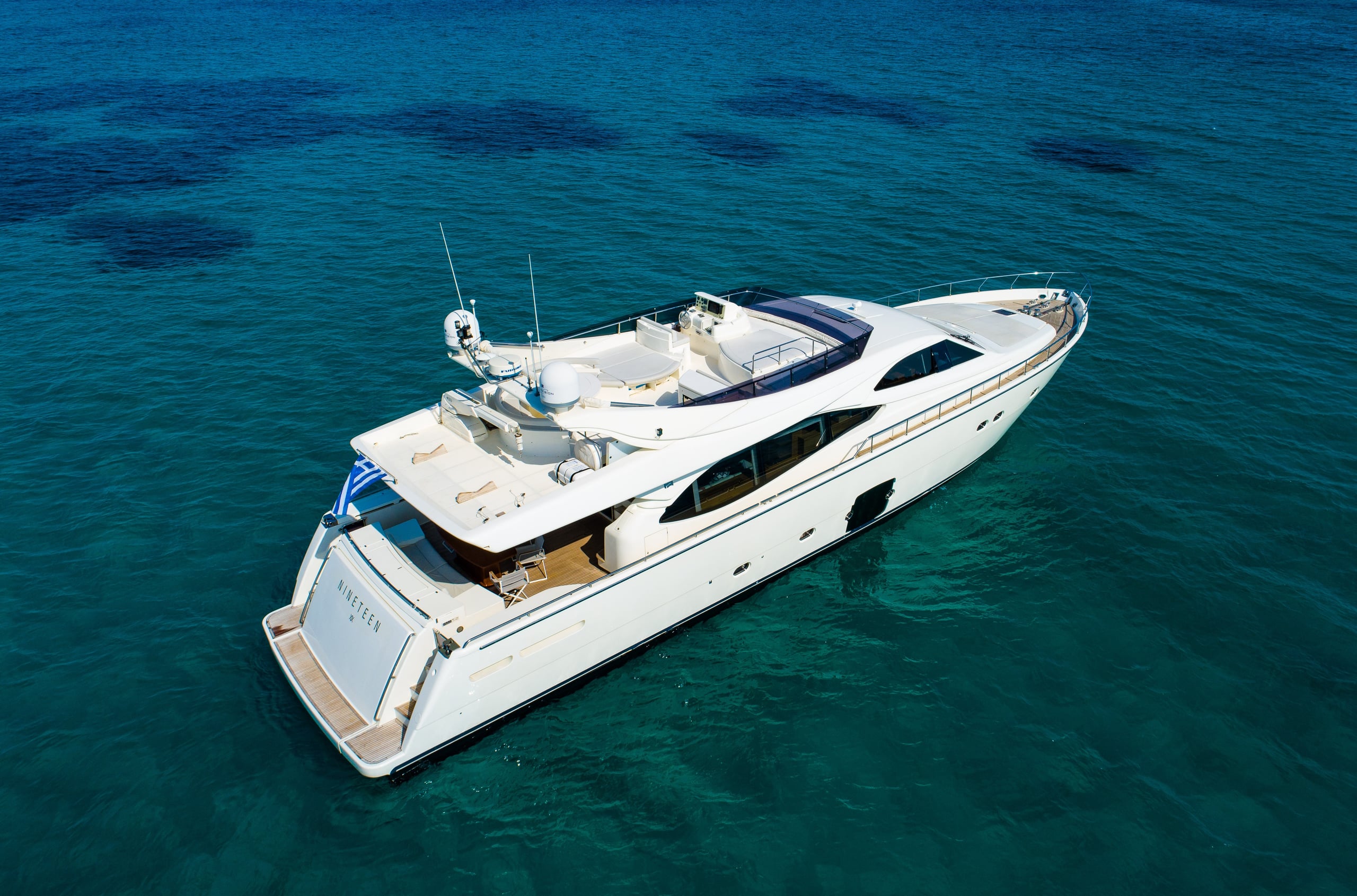 Ferretti 780 Nineteen