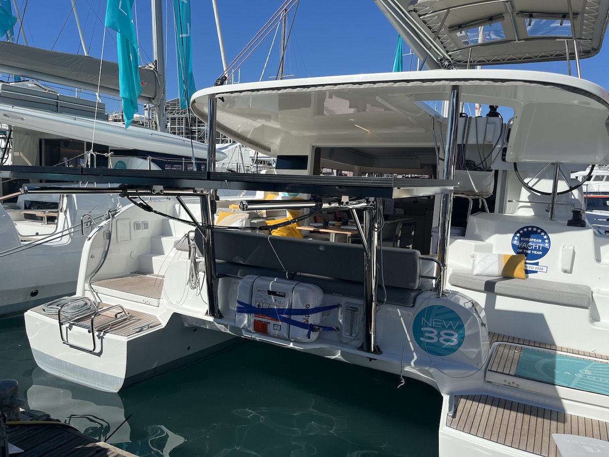 Lagoon 38 Why Not 22