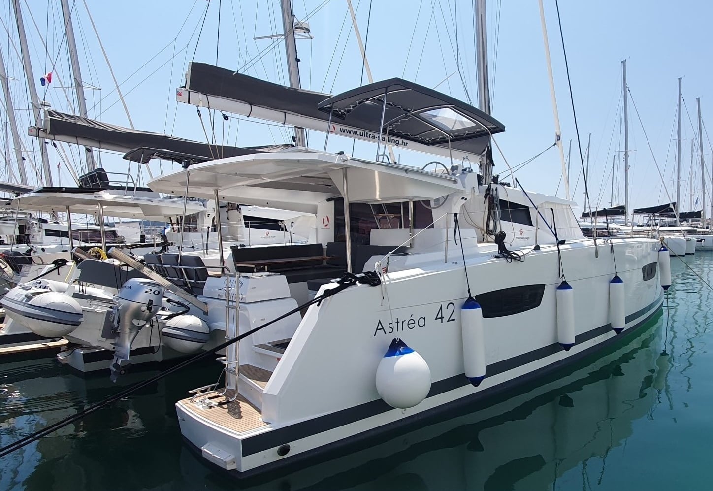 Fountaine Pajot Astréa 42 CRAZY DIAMOND