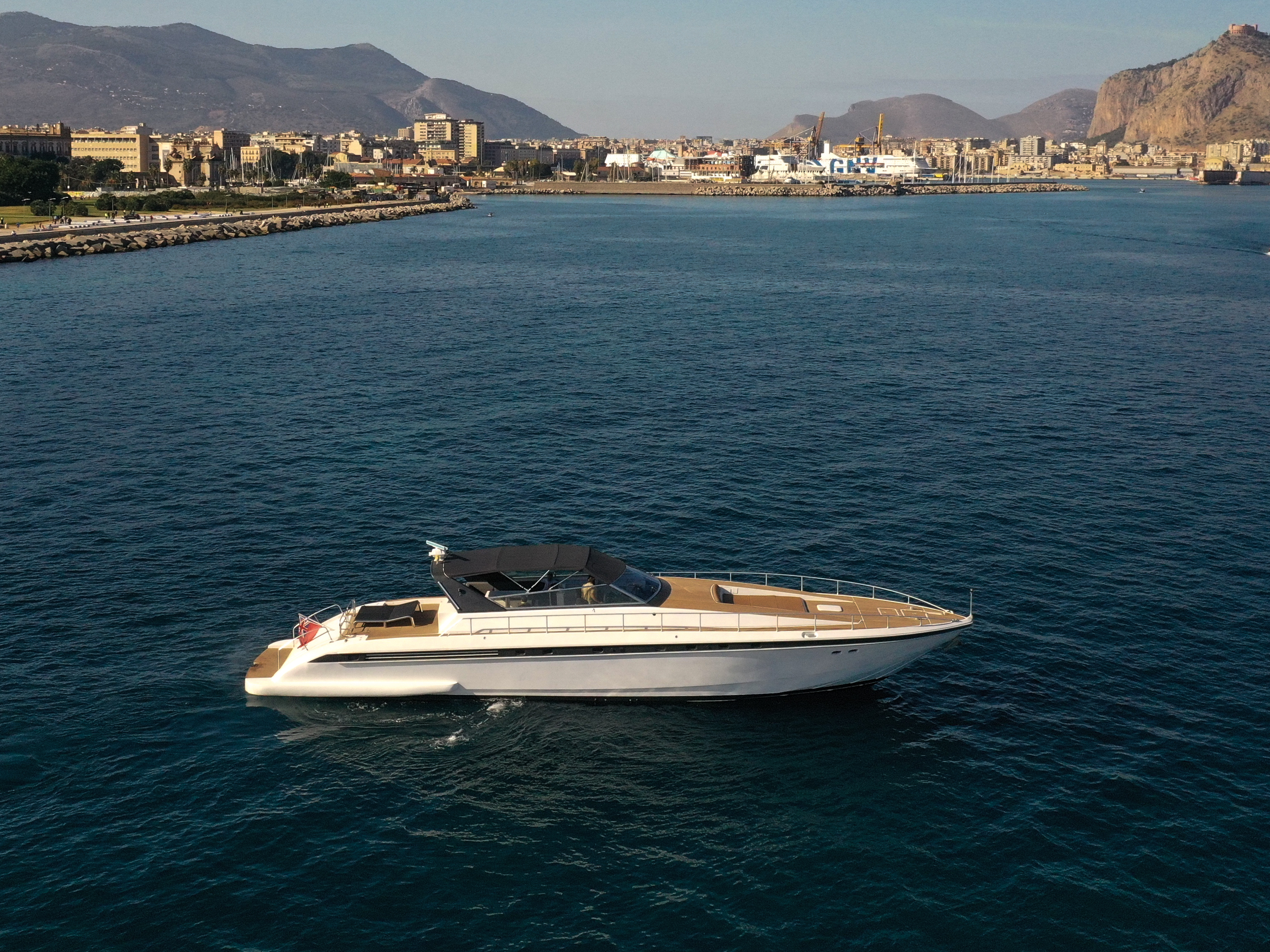 Leopard Yachts Leopard 24M Maeva Star