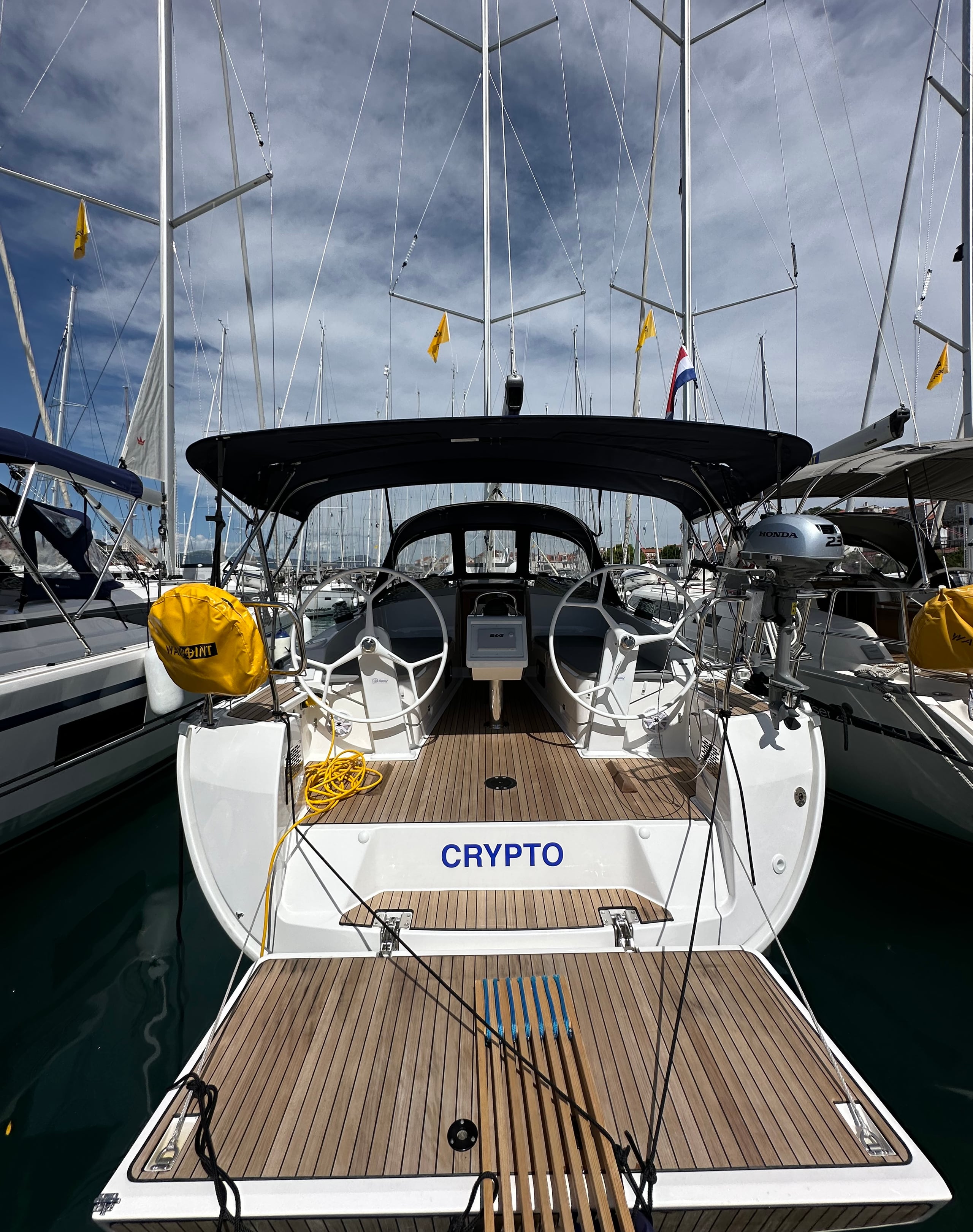 Bavaria Cruiser 37 Crypto