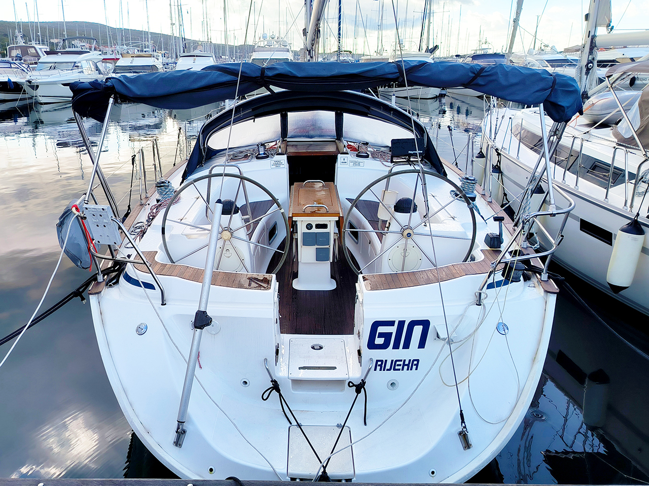 Bavaria 44 Gin